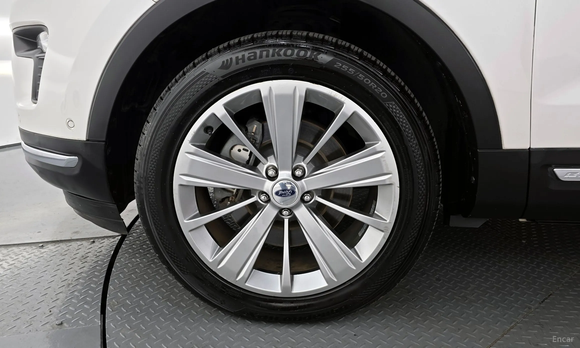 Ford Explorer превью 5