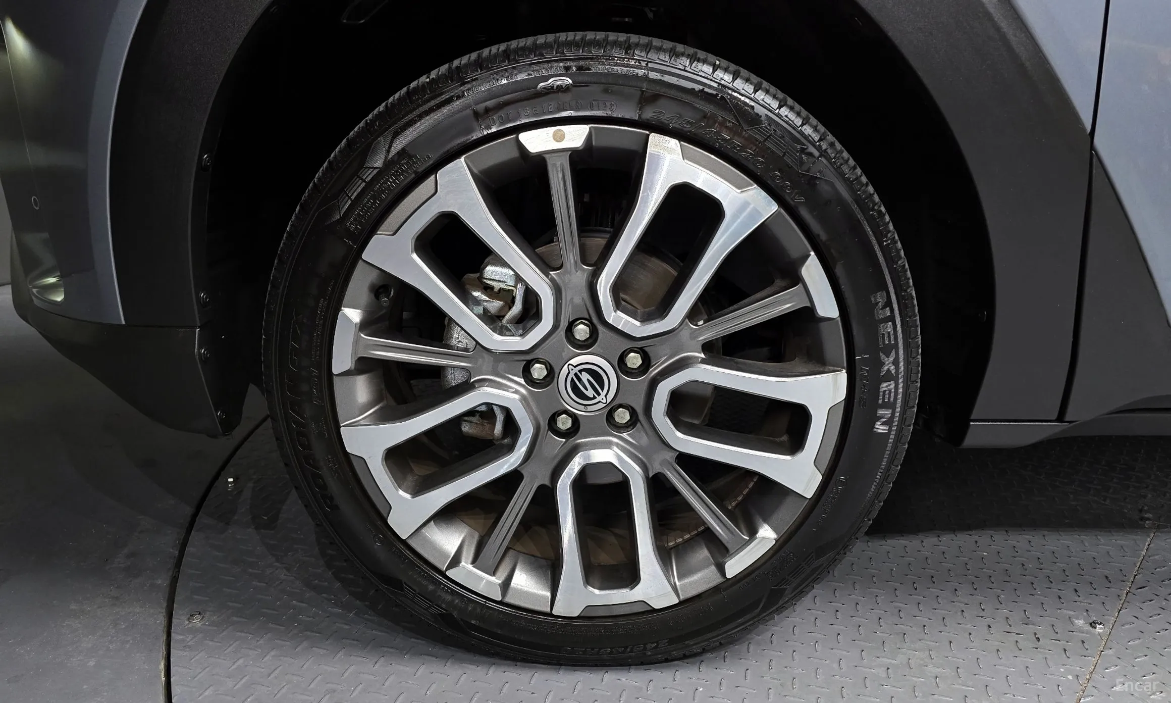 KG Mobility (SsangYong) Torres превью 5