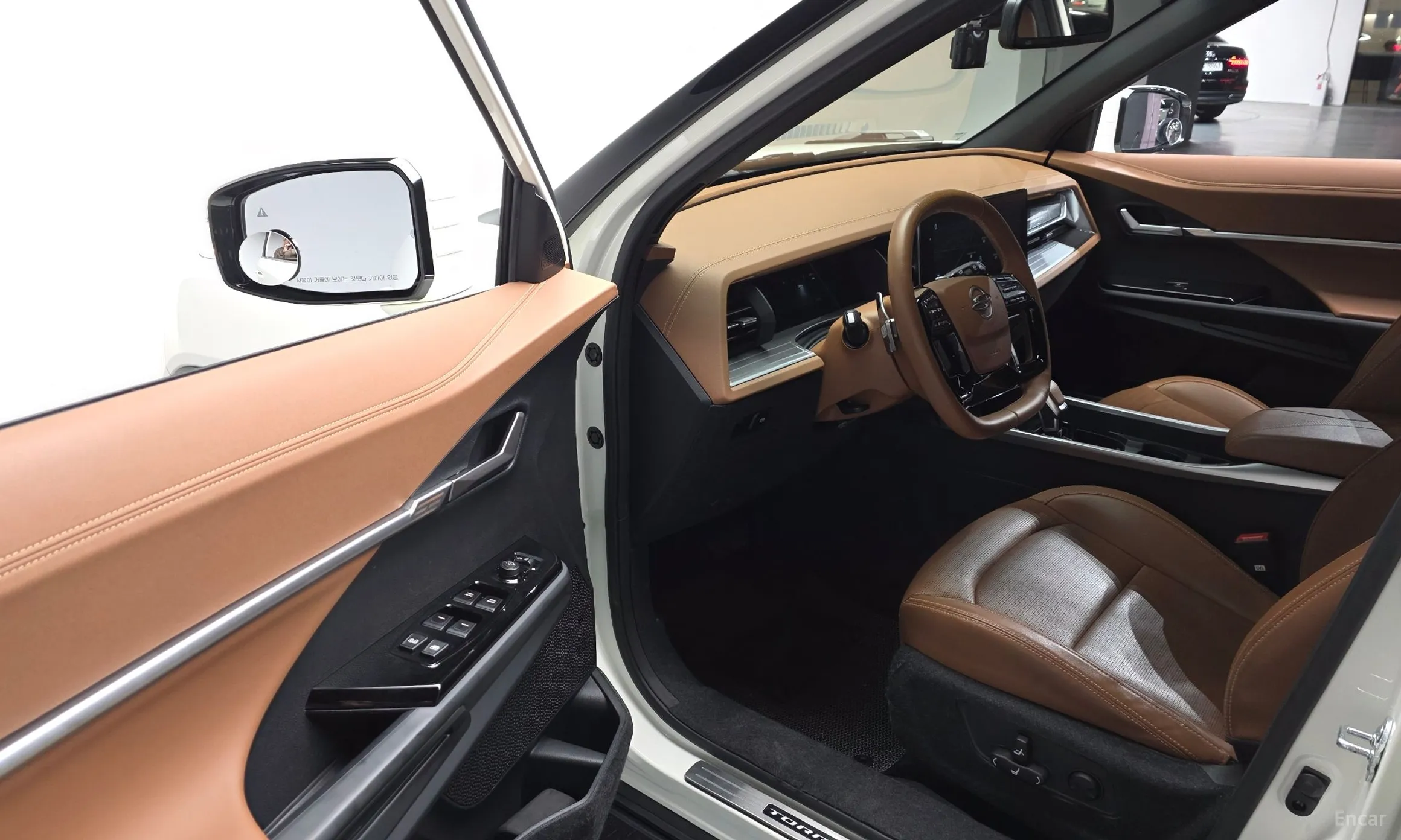 KG Mobility (SsangYong) Torres превью 12
