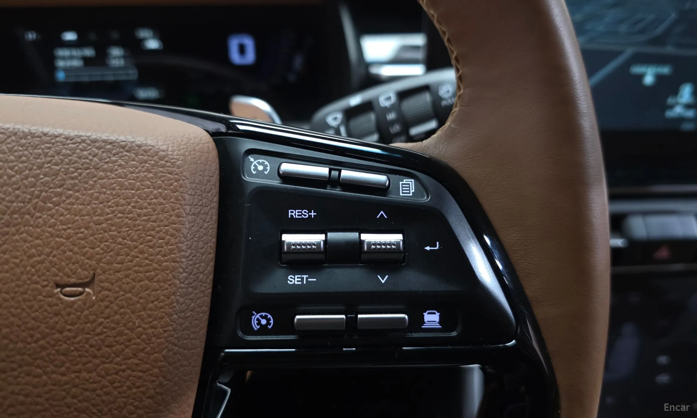 KG Mobility (SsangYong) Torres превью 15