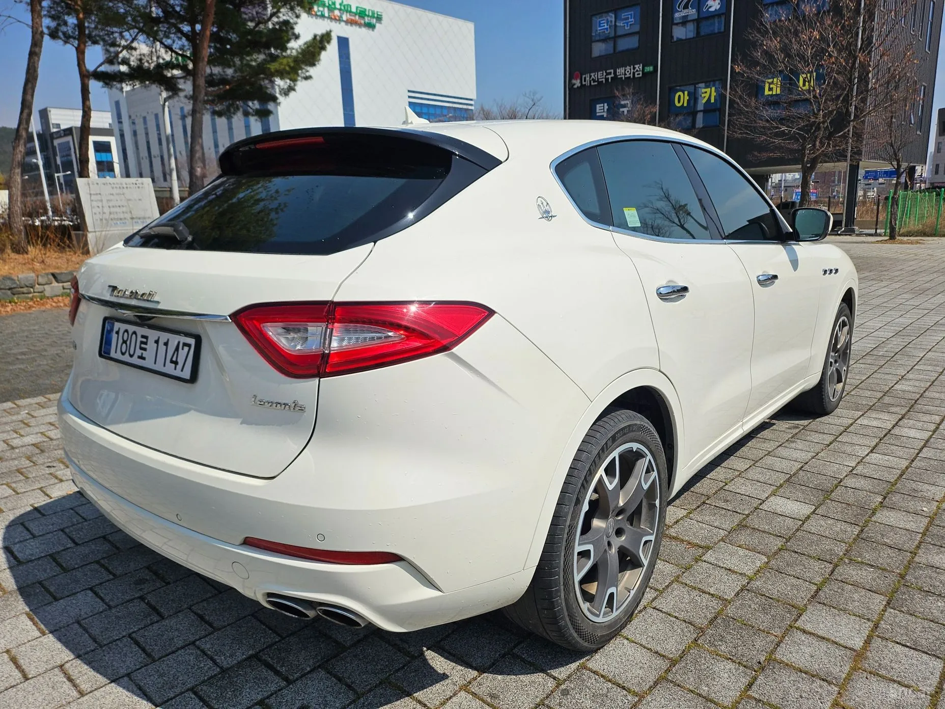 Maserati Levante превью 8