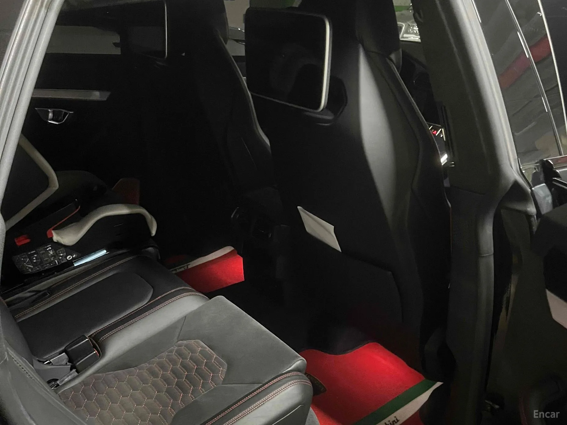 Lamborghini Urus превью 11