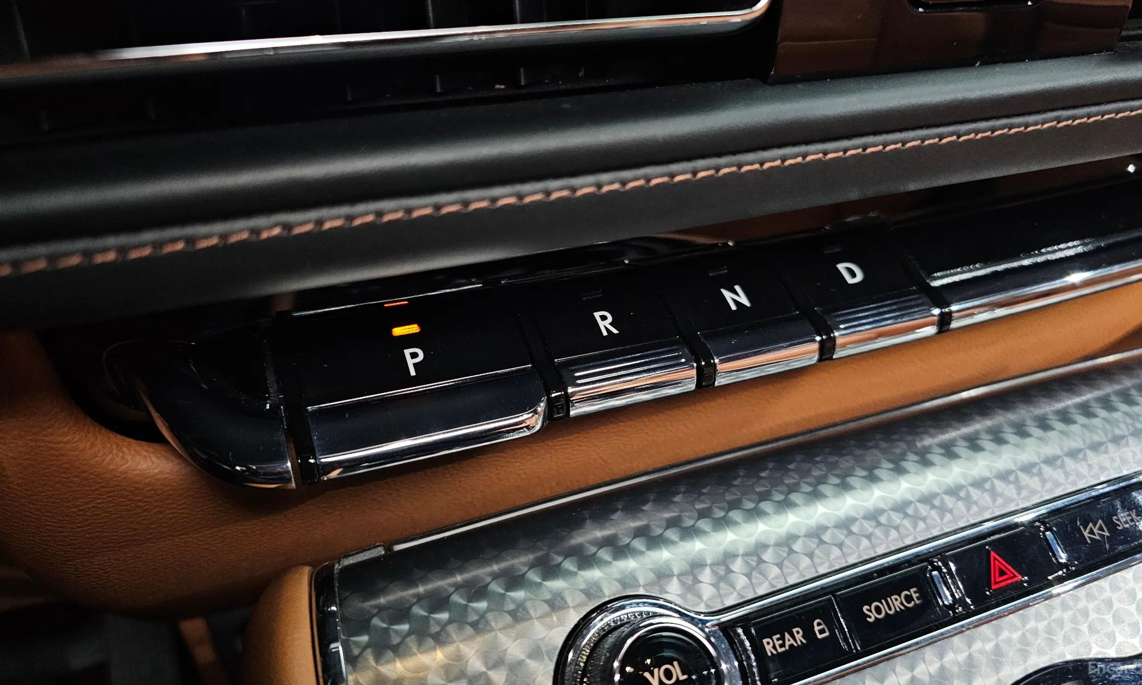 Lincoln Aviator 2nd Generation превью 9