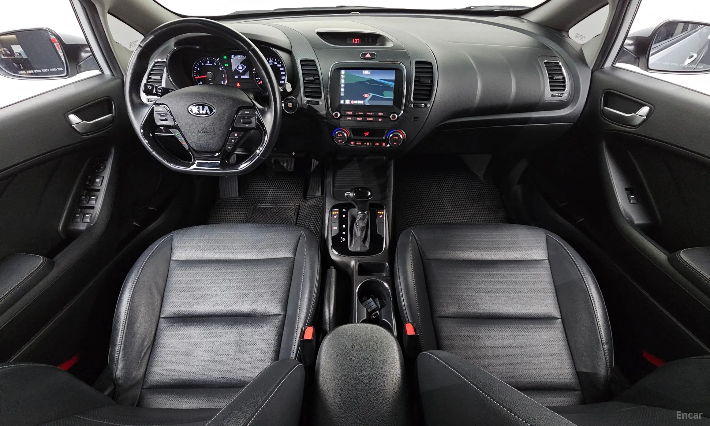 Kia K3 превью 7