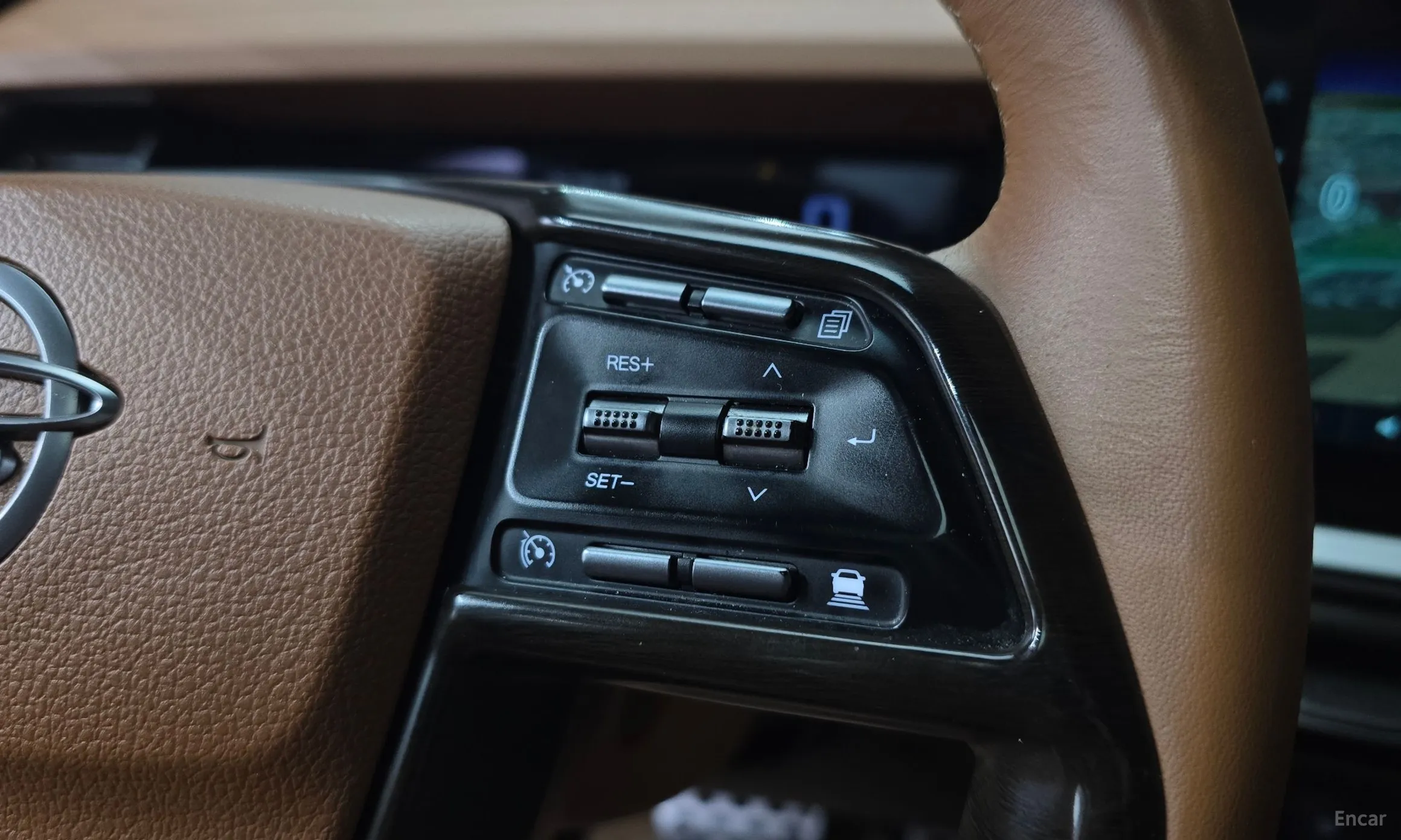 KG Mobility (SsangYong) Torres превью 14