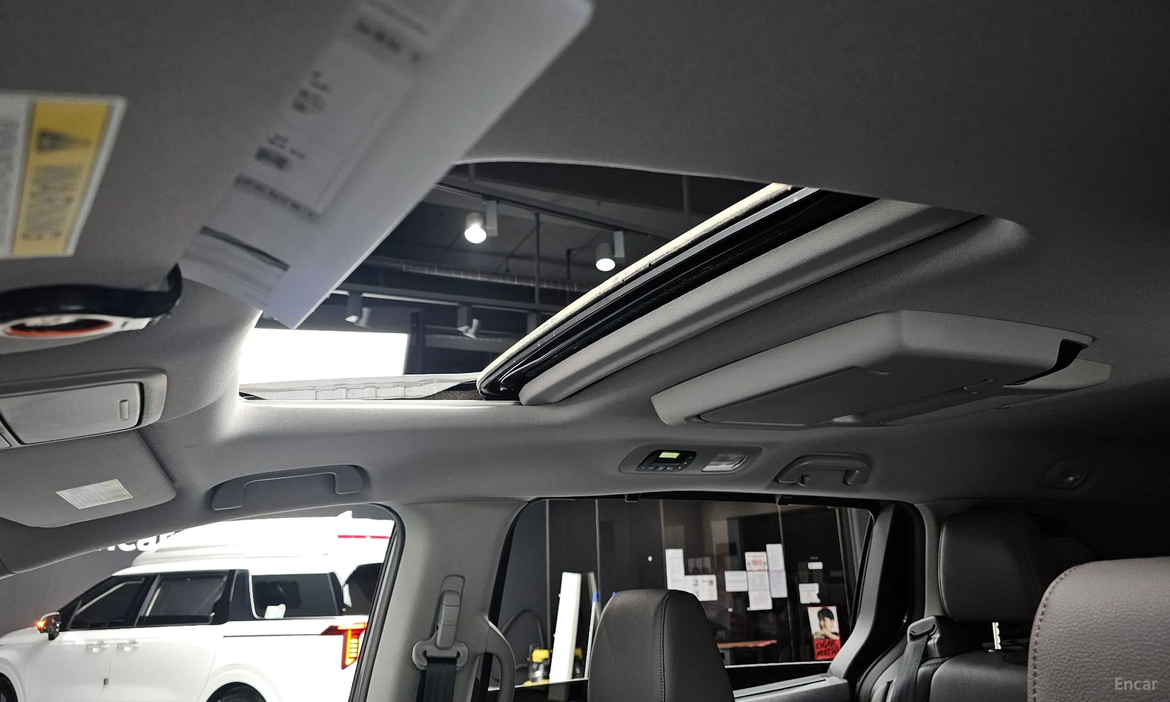 Honda Odyssey превью 16