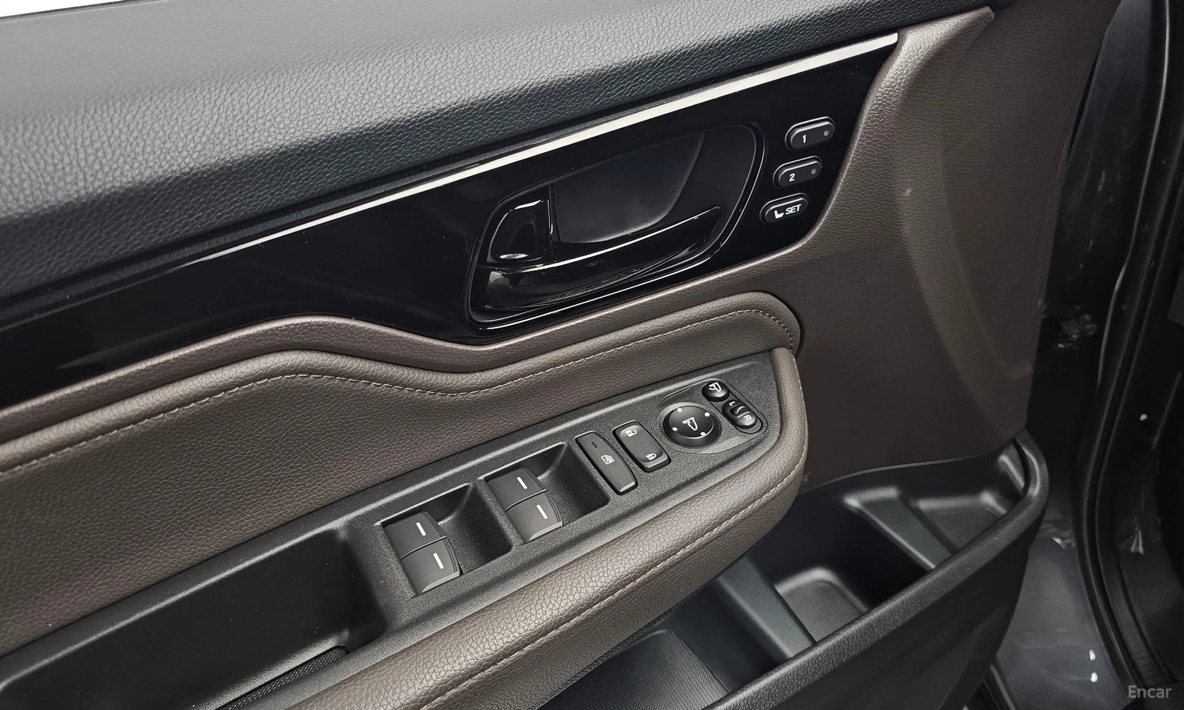Honda Odyssey превью 17