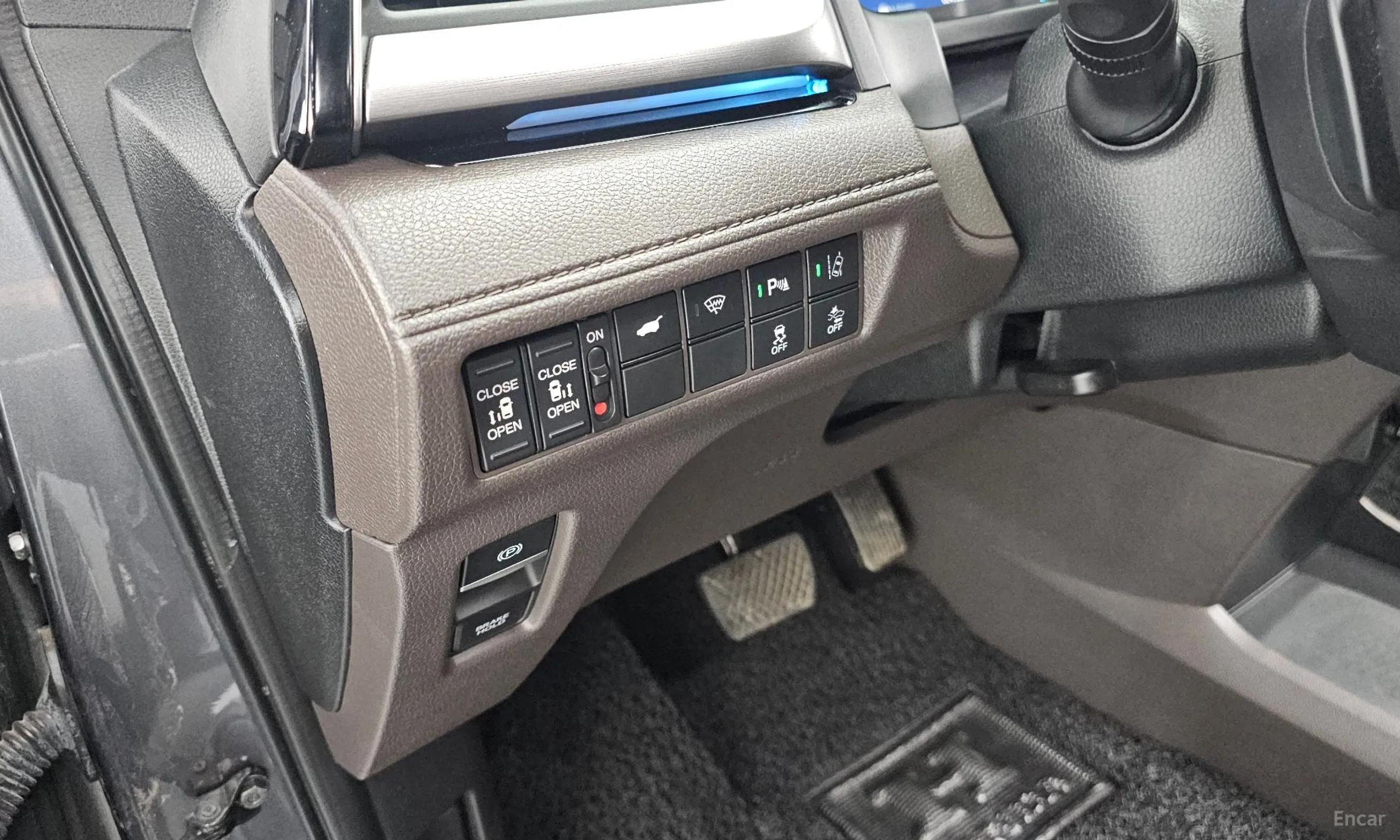 Honda Odyssey превью 18