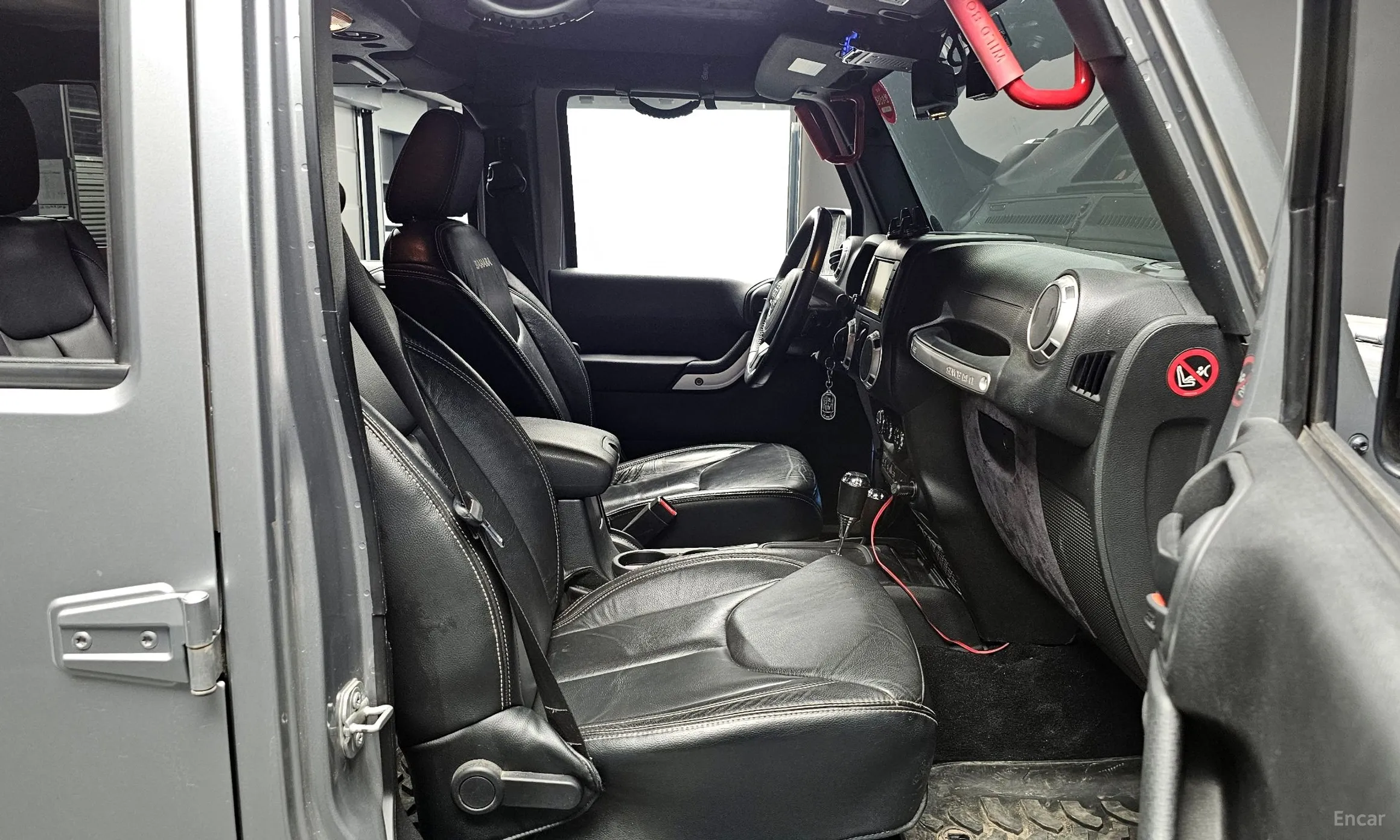 Jeep Wrangler (JK) превью 10