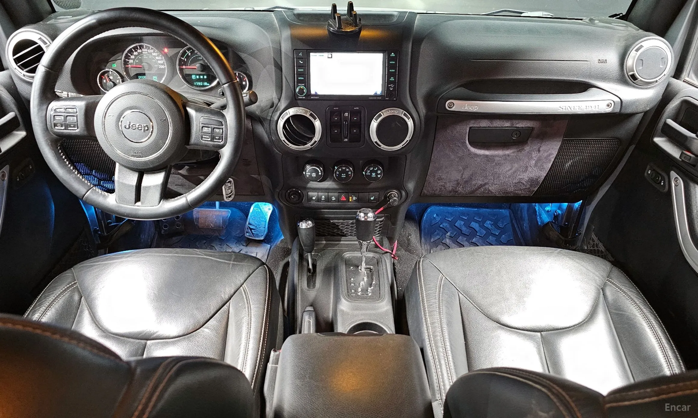 Jeep Wrangler (JK) превью 7