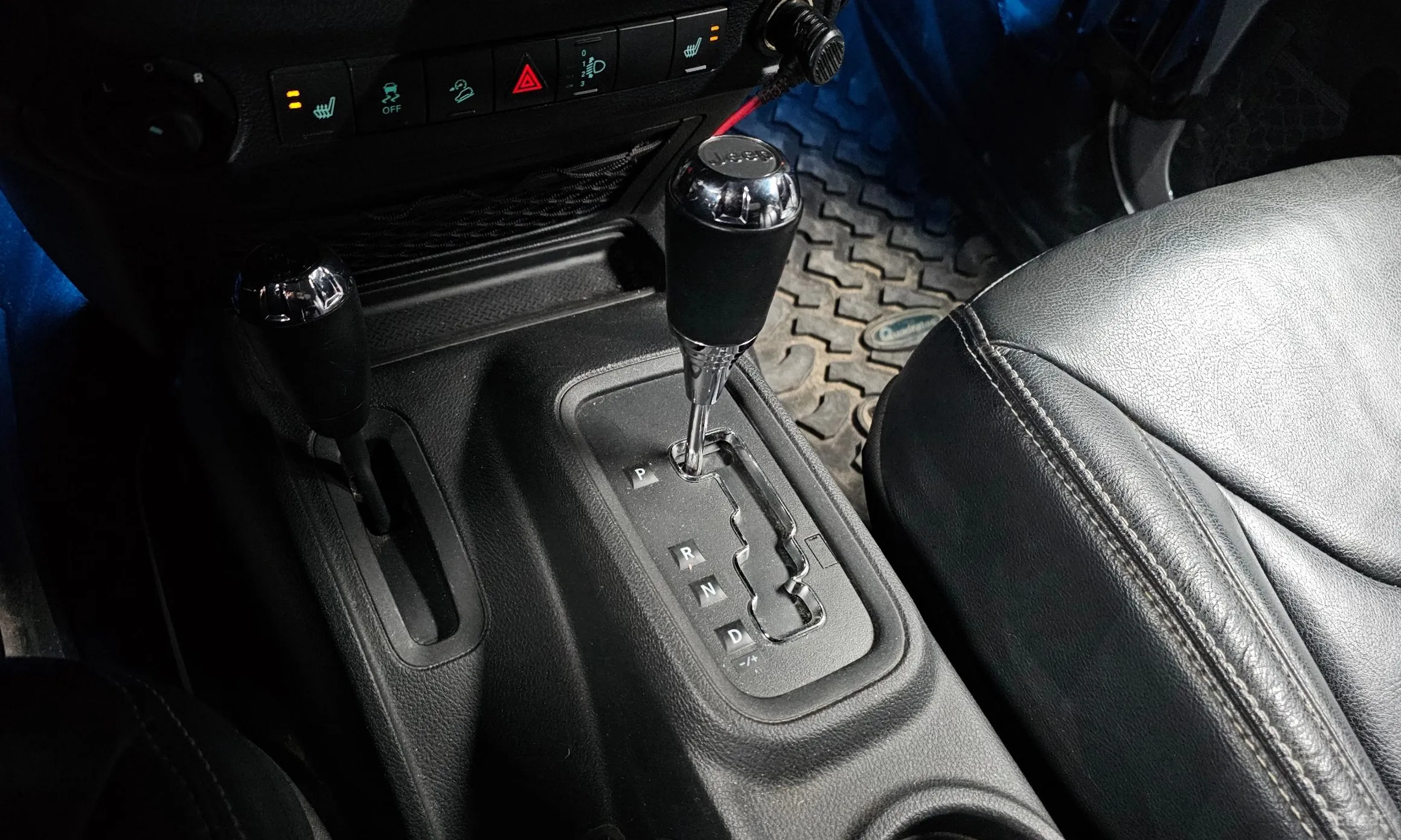Jeep Wrangler (JK) превью 9