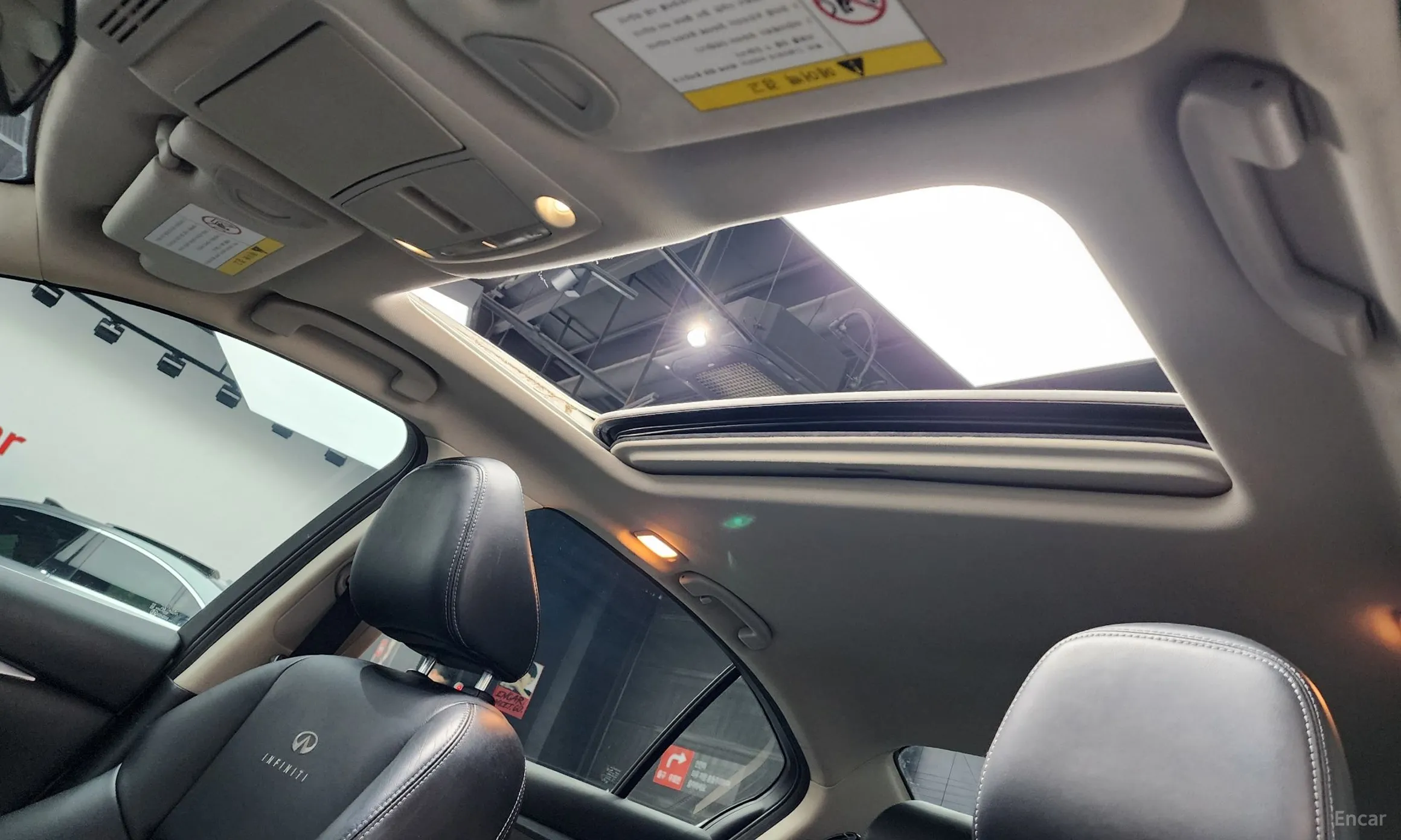 Infiniti Q50 превью 18