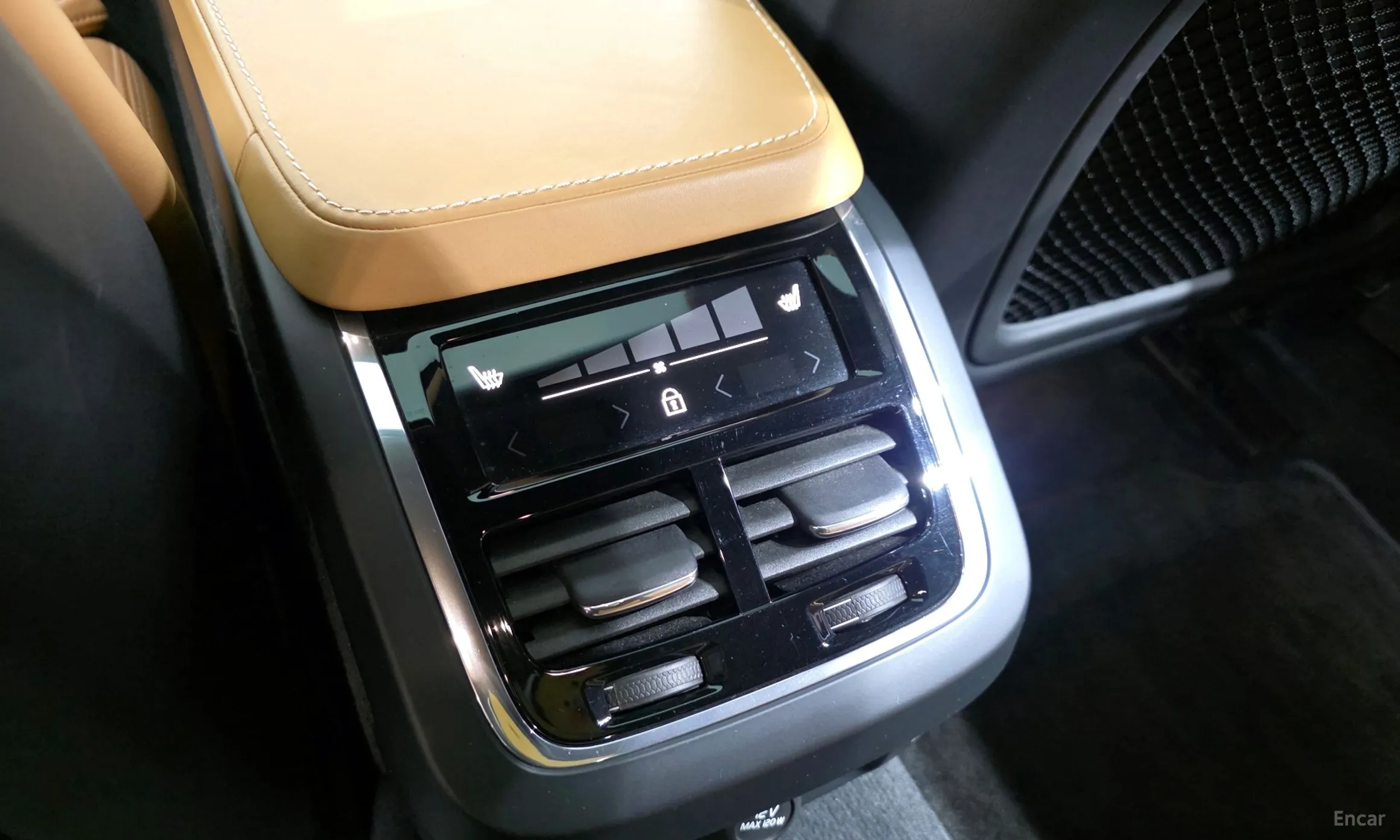 Volvo S90 превью 19
