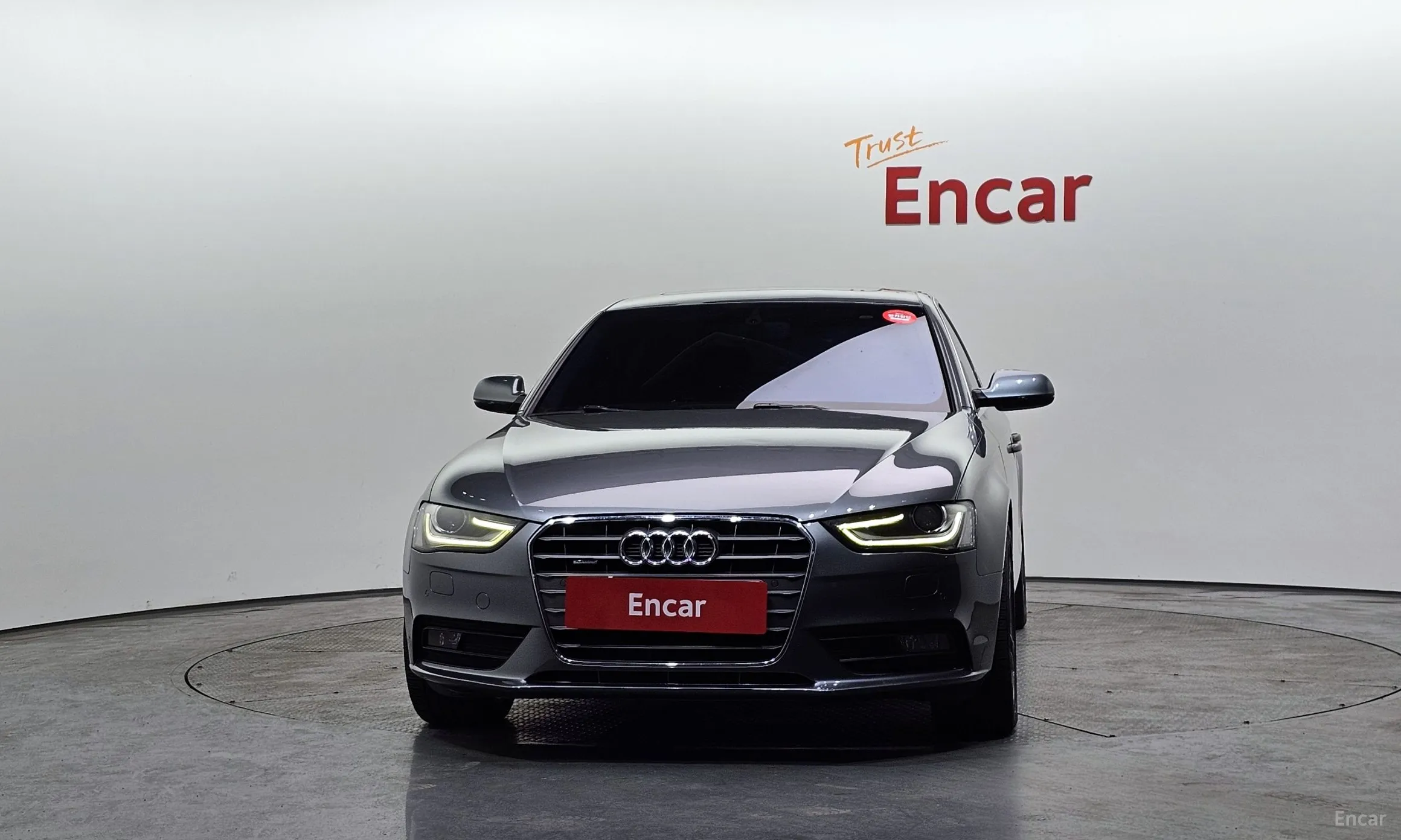Audi New A4 превью 3