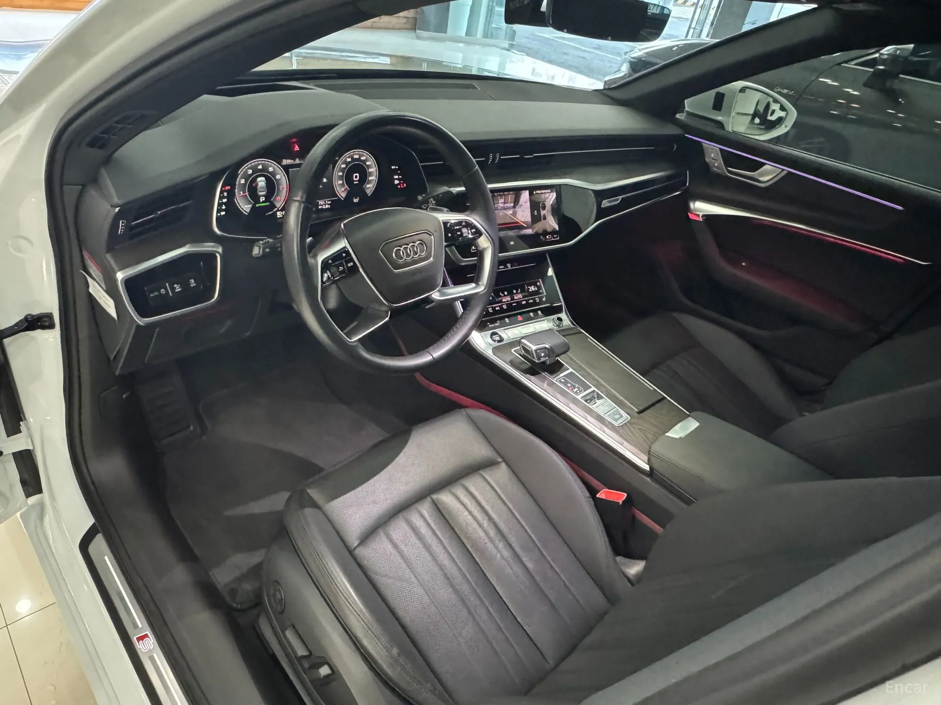 Audi A6 (C8) превью 10