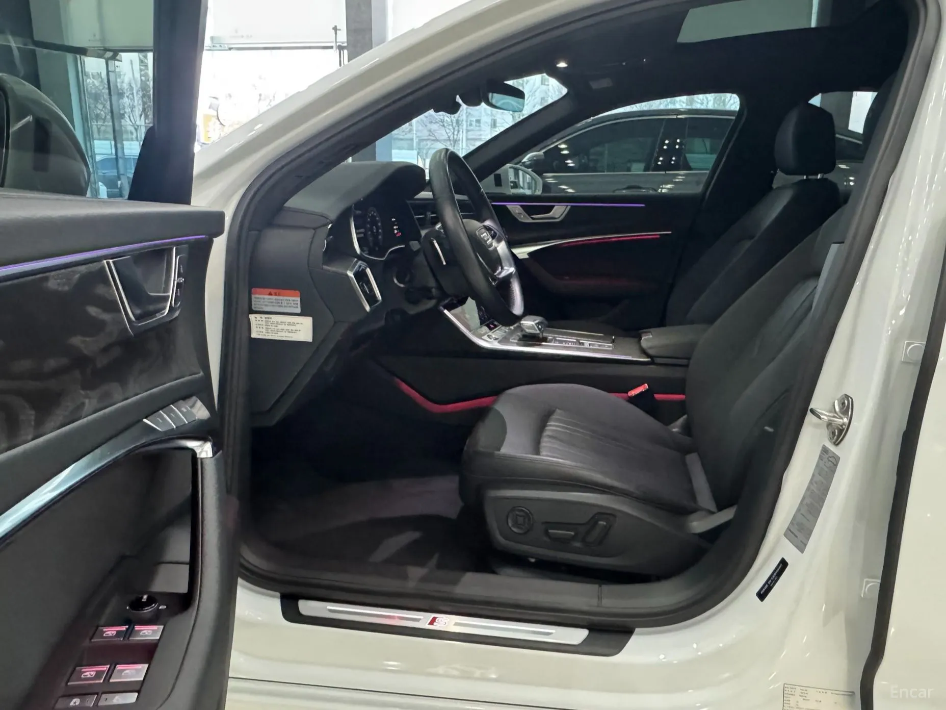 Audi A6 (C8) превью 11