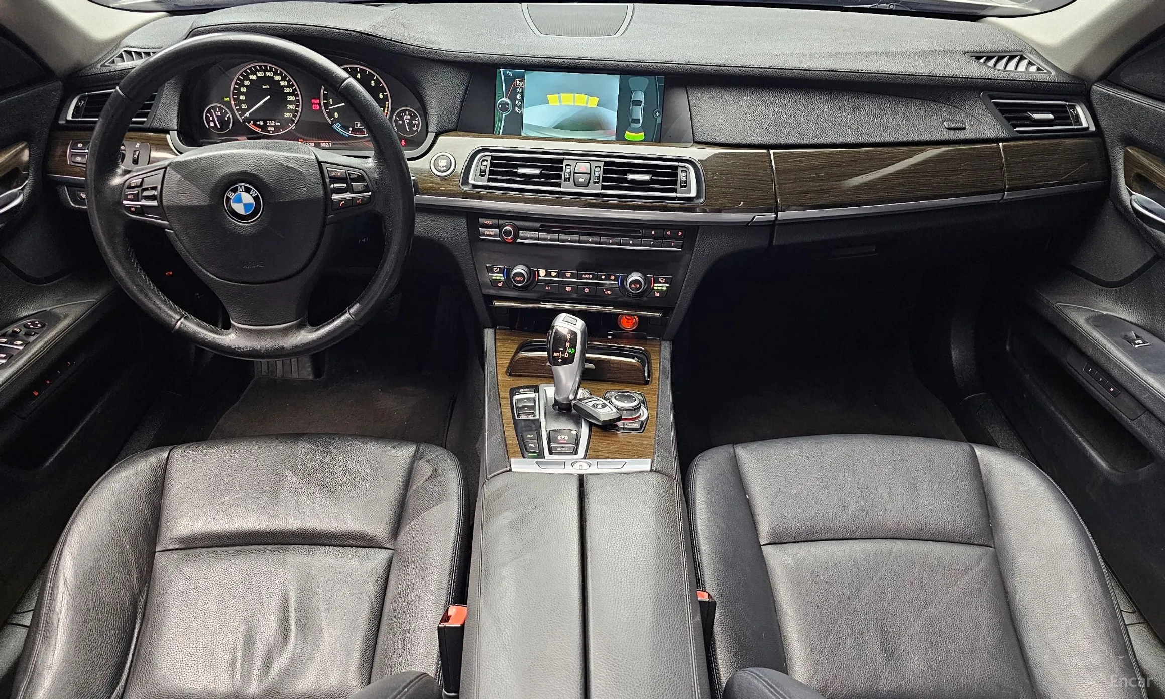 BMW 7 Series (F01) превью 7