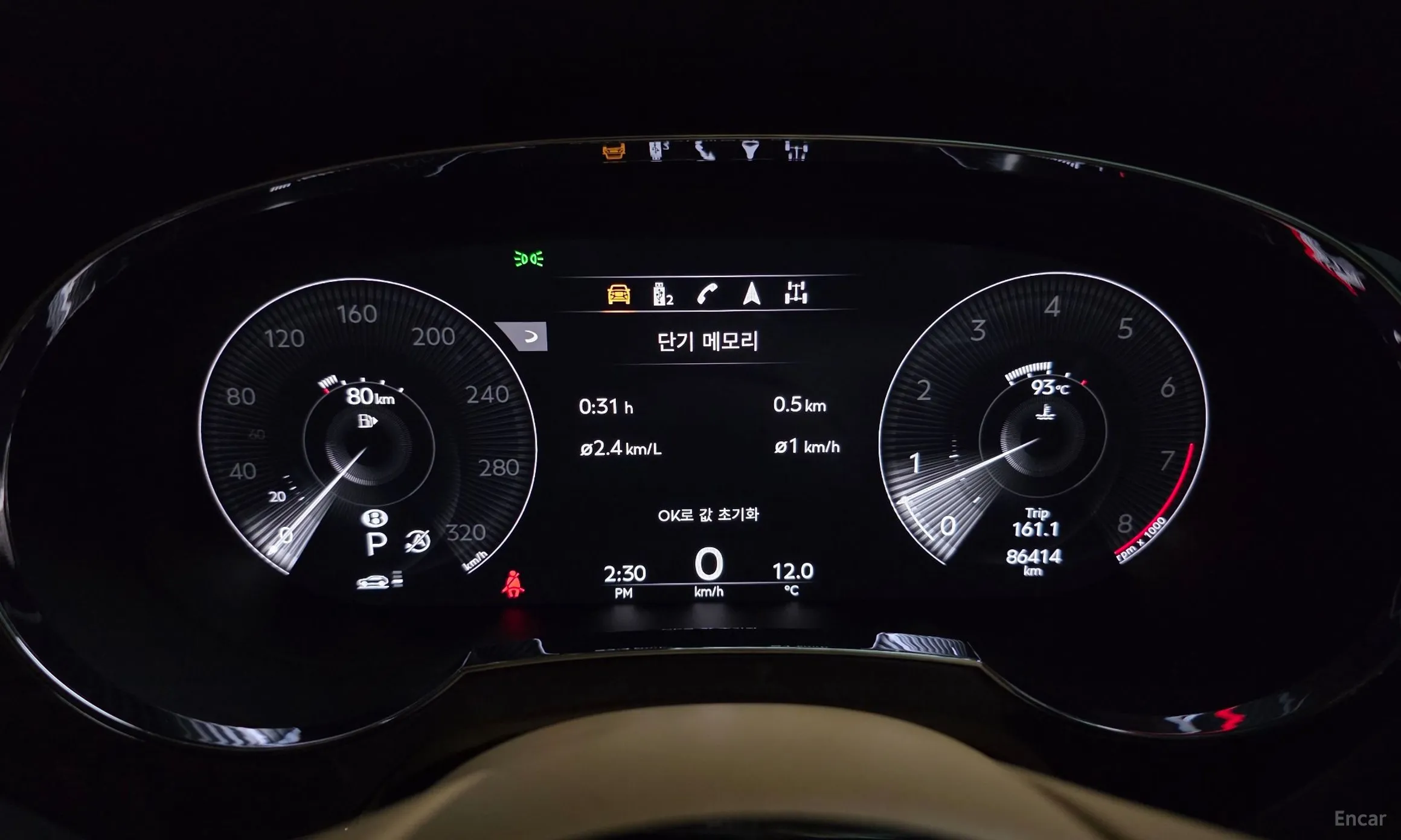 Bentley Bentayga превью 8