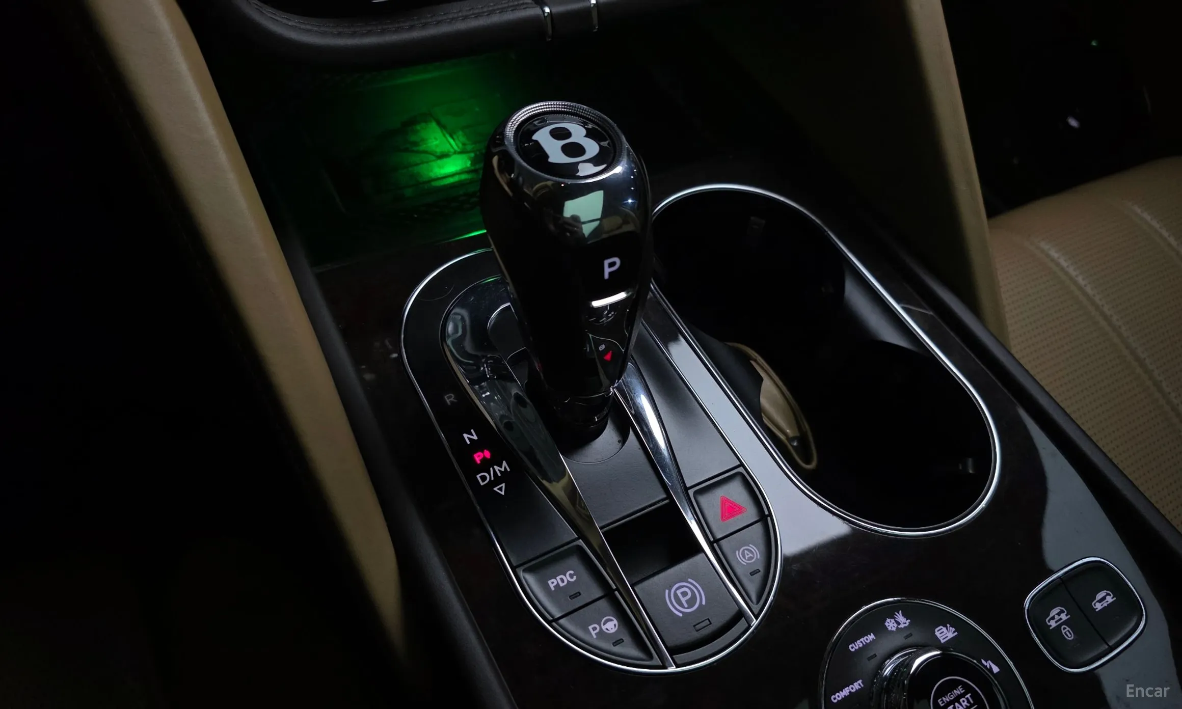 Bentley Bentayga превью 9