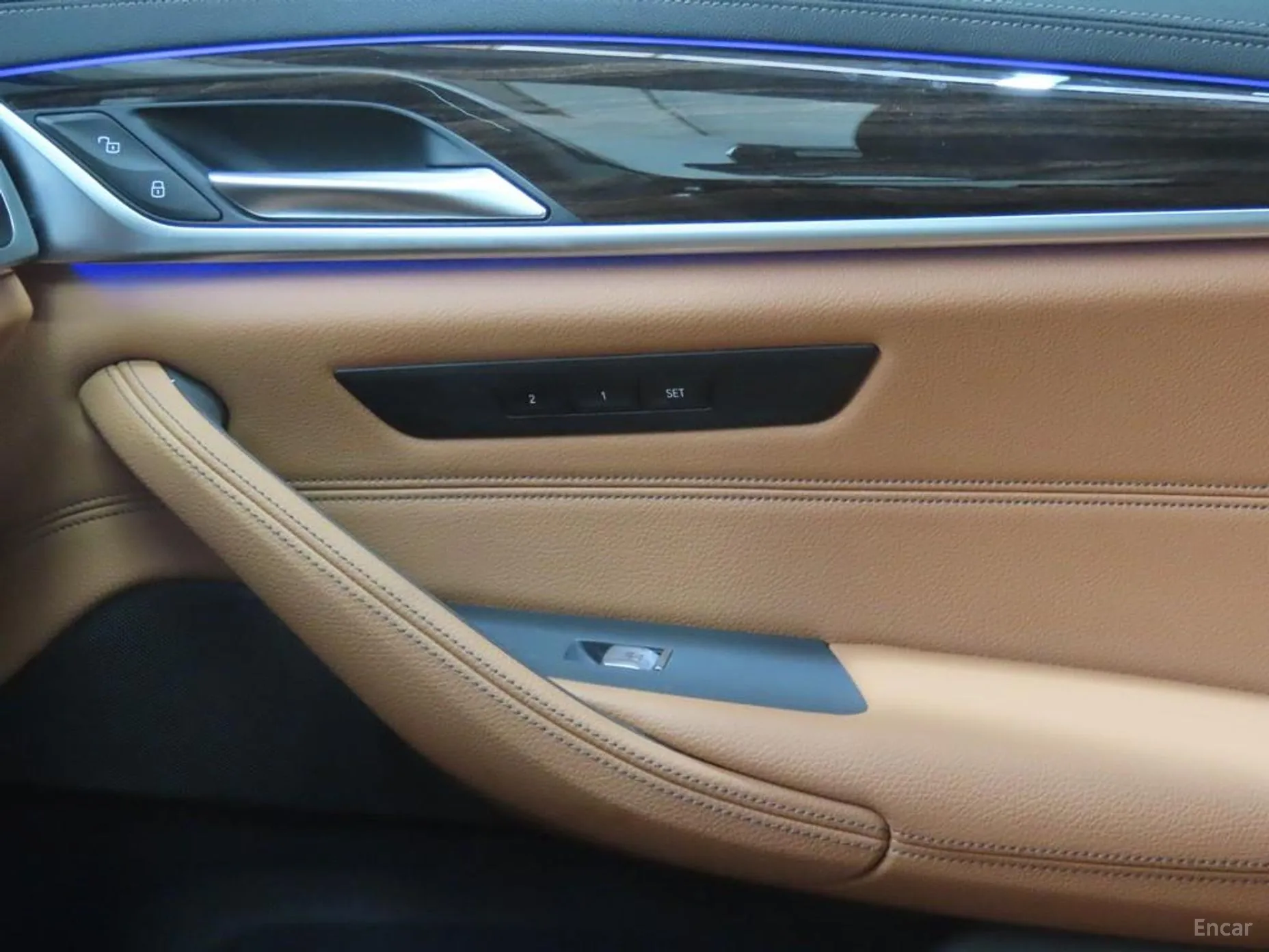 BMW 5 Series (G30) превью 15