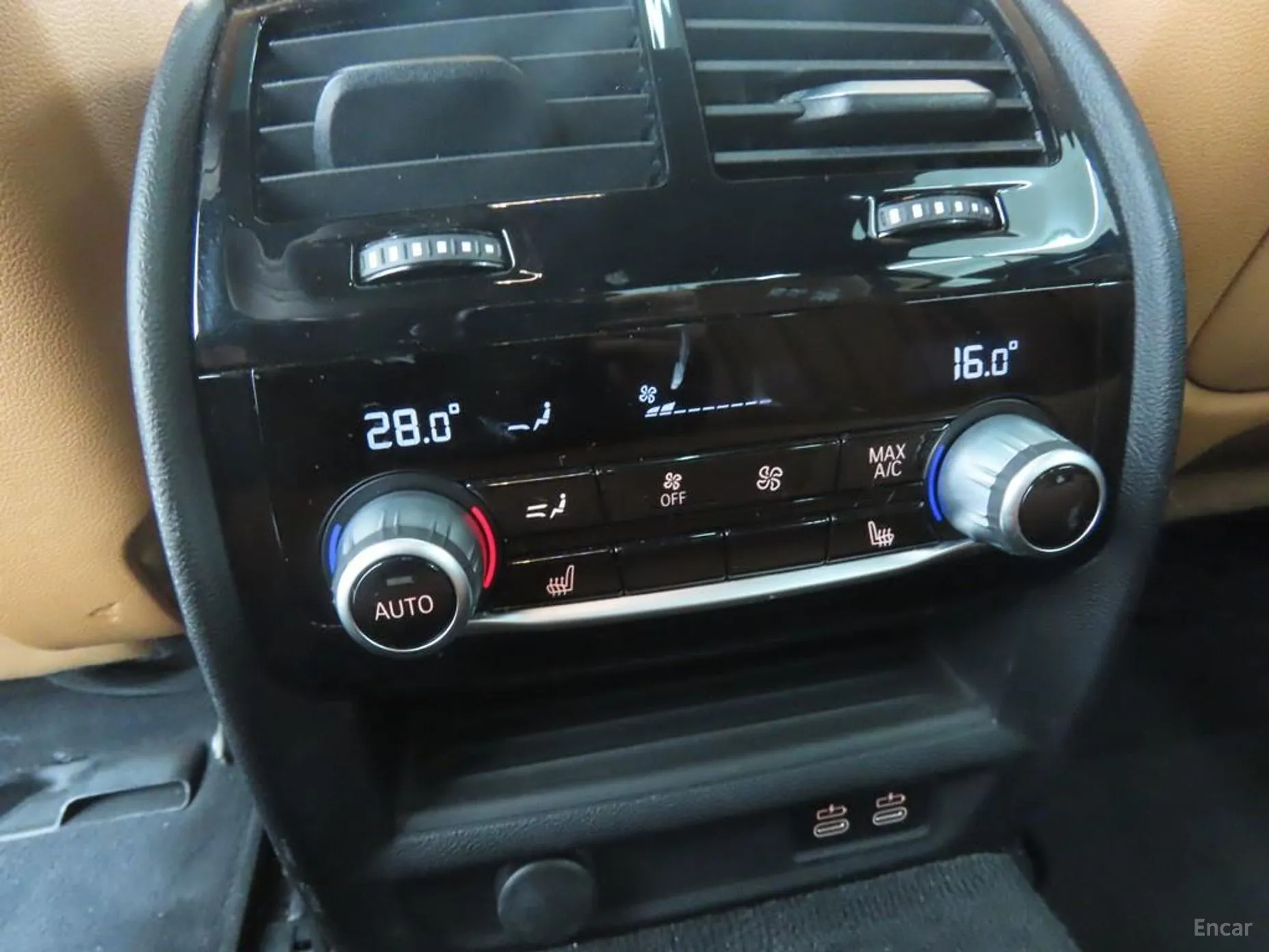 BMW 5 Series (G30) превью 16