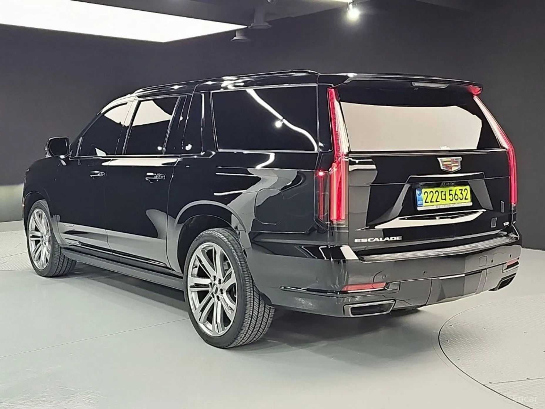 Cadillac Escalade 5th Generation превью 4