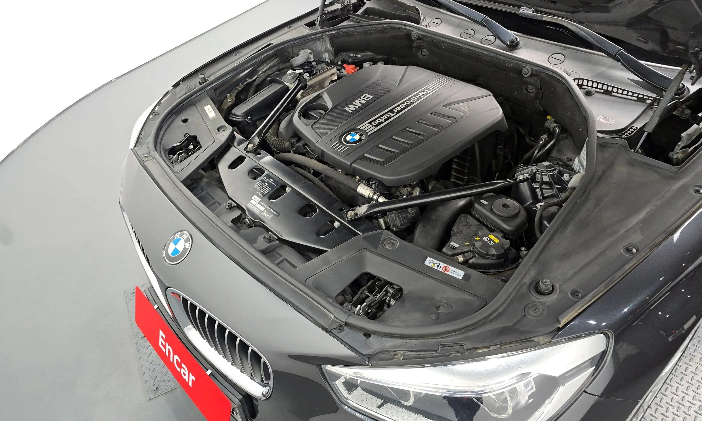 BMW 5 Series GT (F07) превью 6