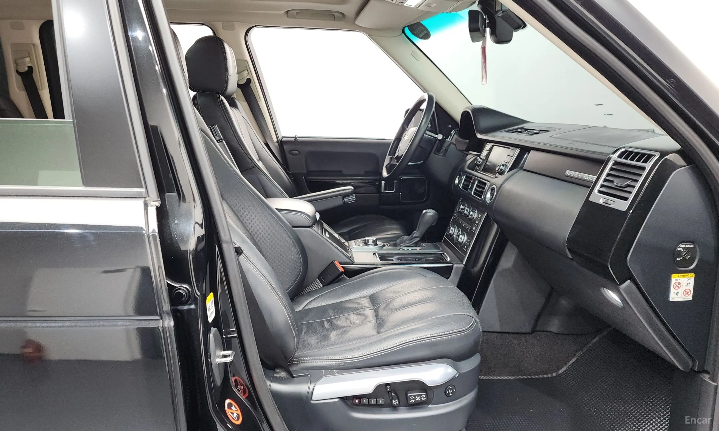 Land Rover Range Rover превью 11