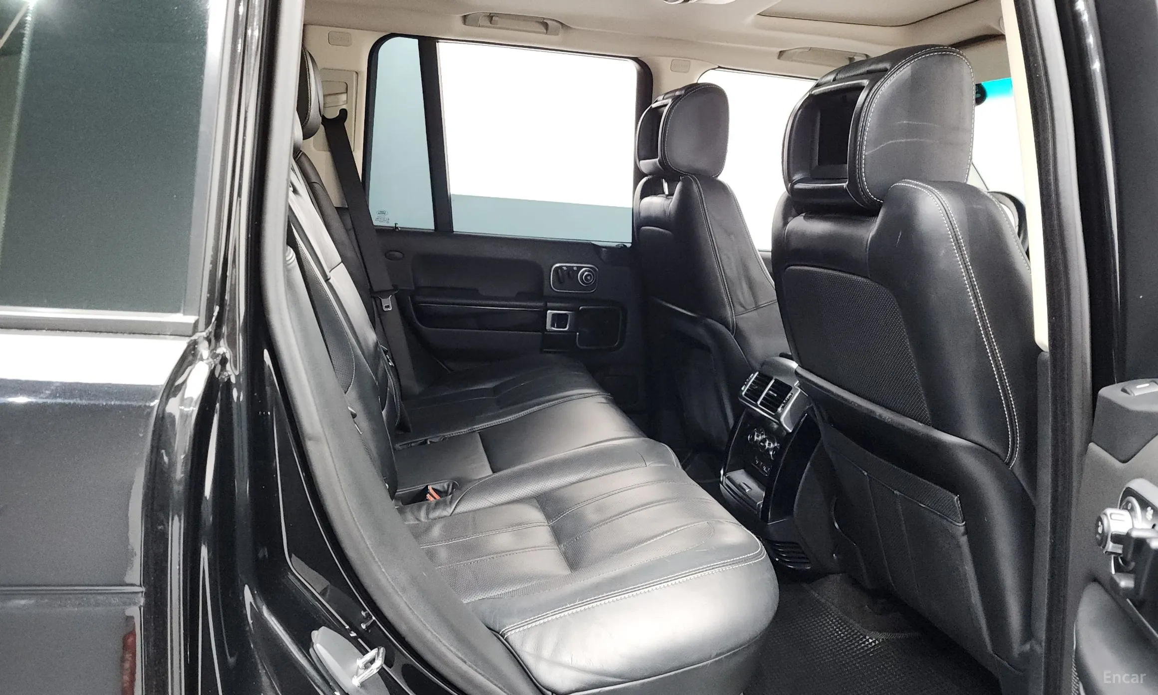 Land Rover Range Rover превью 12