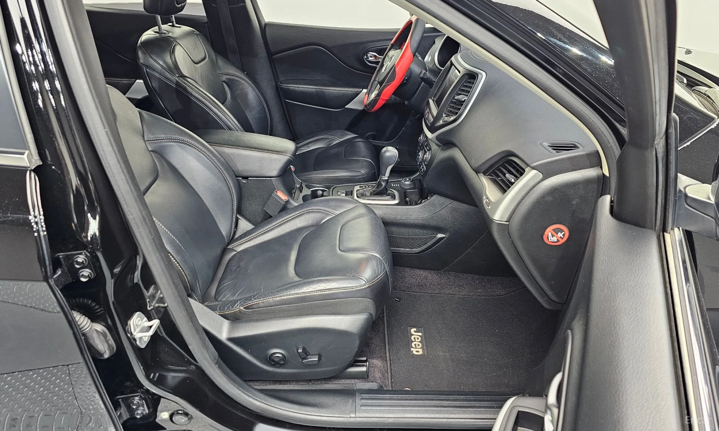 Jeep Cherokee (KL) превью 10