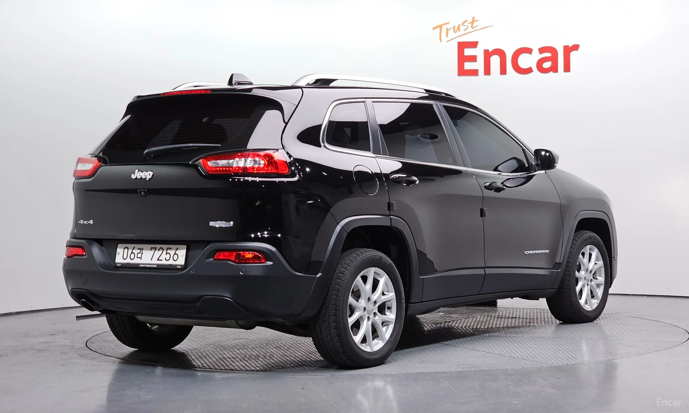 Jeep Cherokee (KL) превью 2