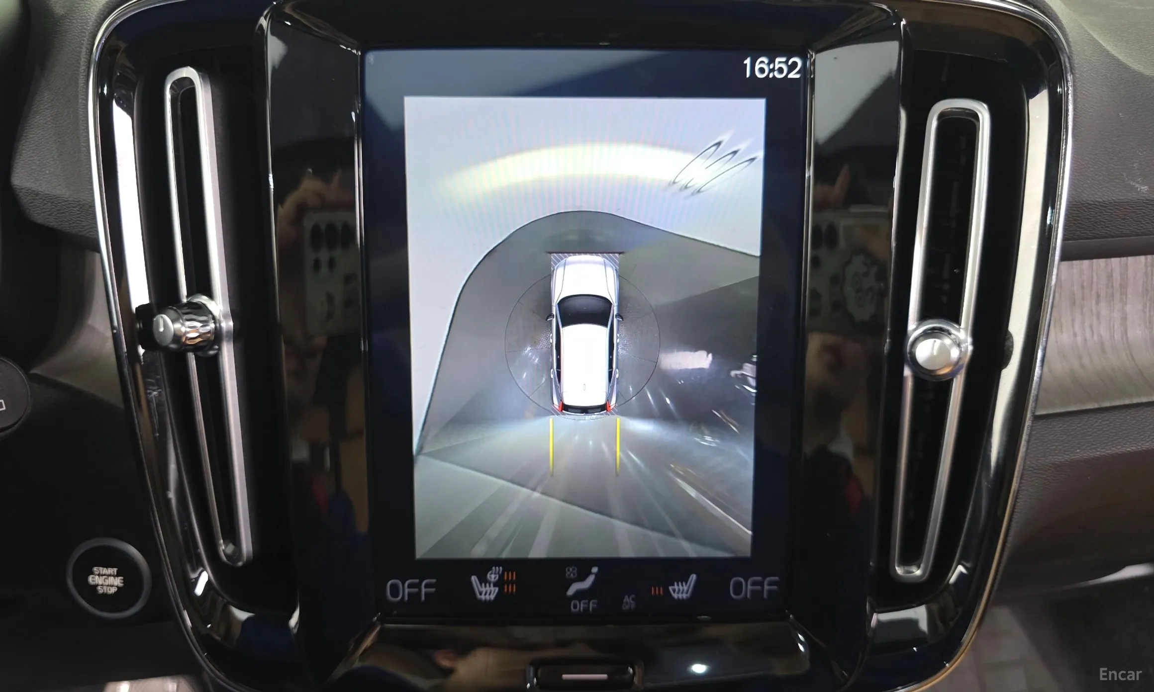 Volvo XC40 превью 16