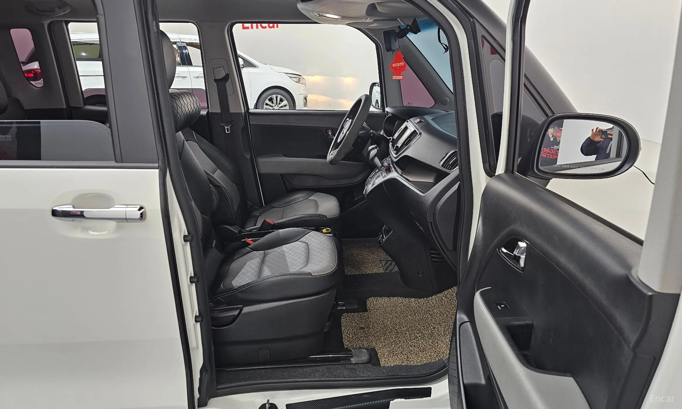 Kia Ray превью 11