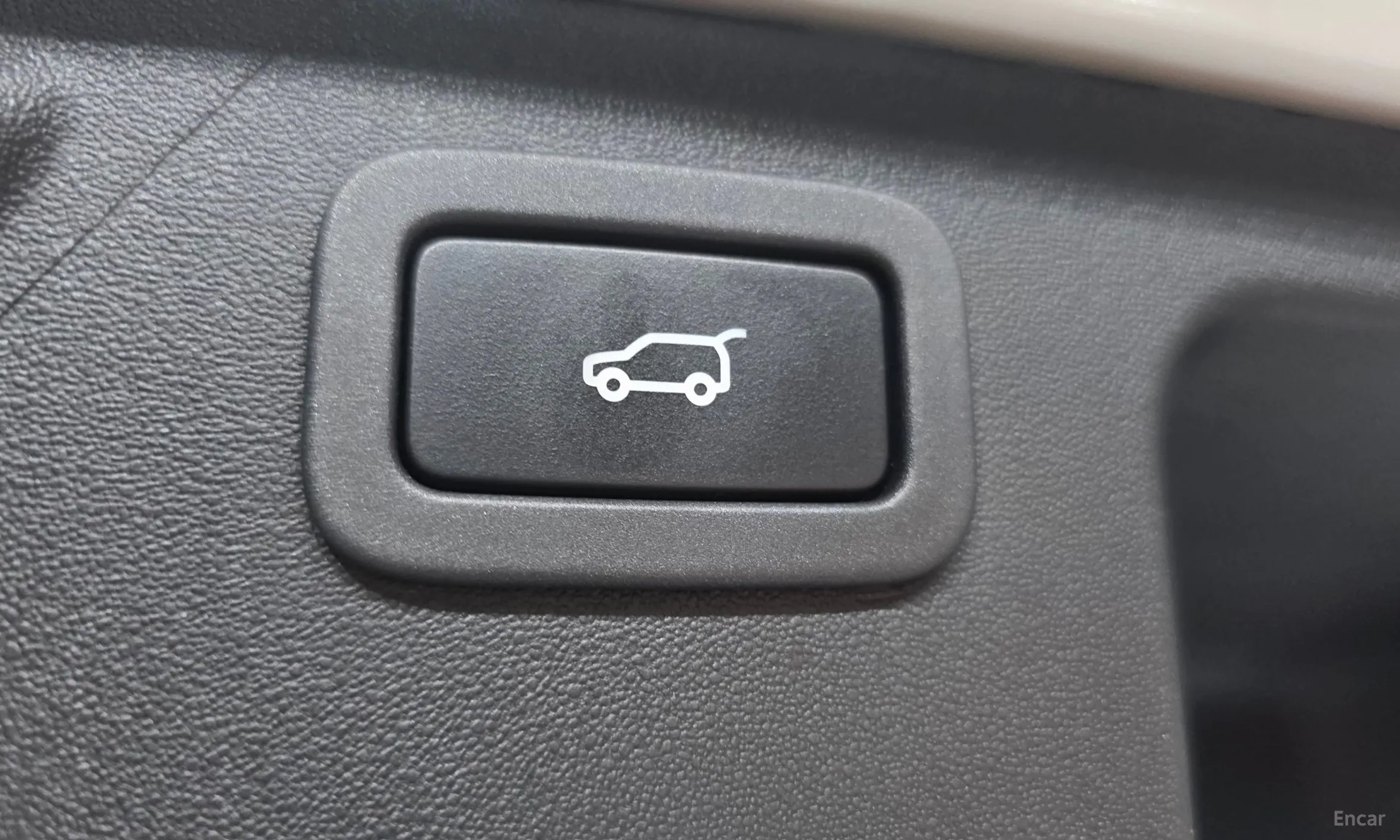 Land Rover Discovery Sports превью 20