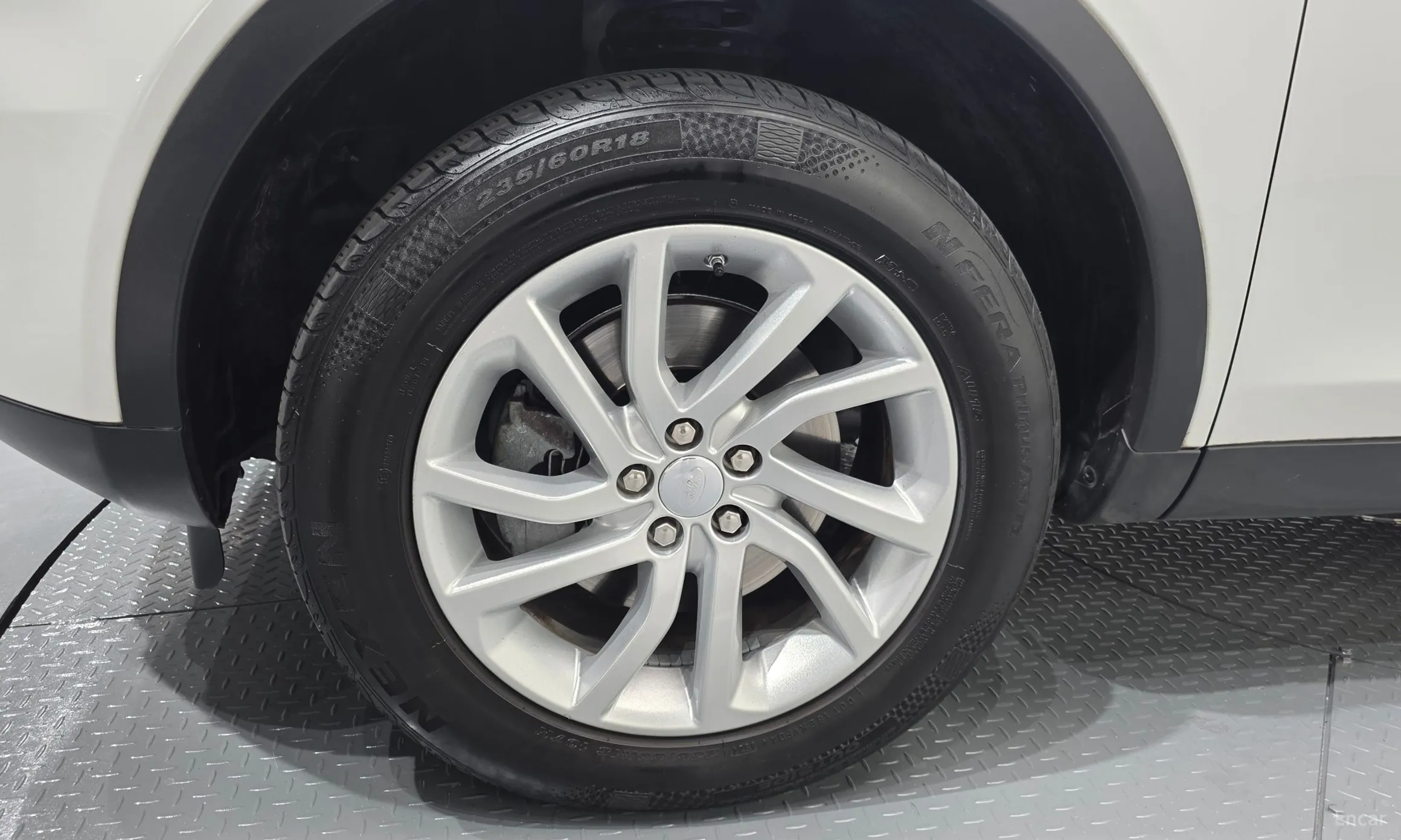 Land Rover Discovery Sports превью 5