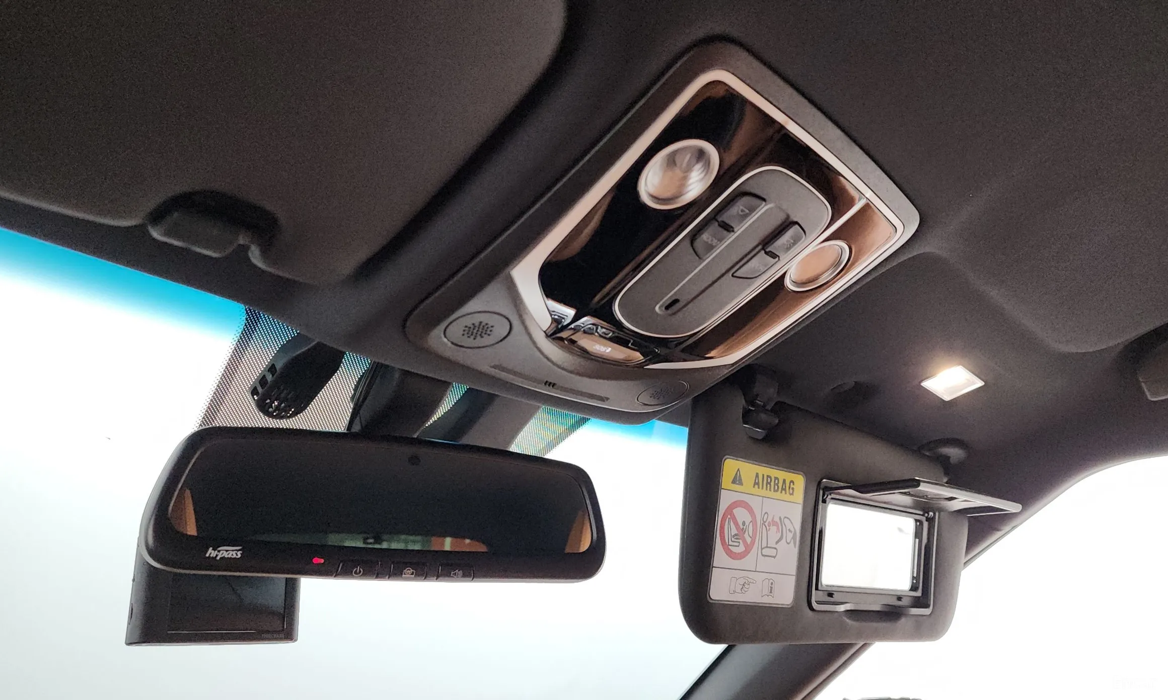 KG Mobility (SsangYong) Torres превью 17