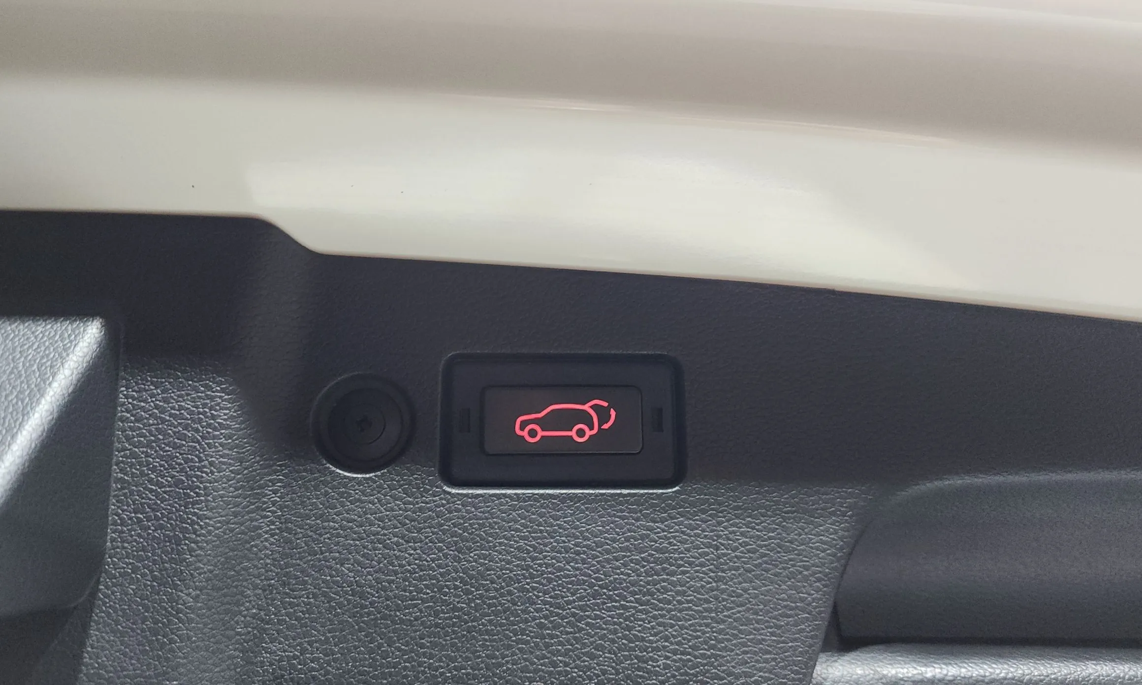 KG Mobility (SsangYong) Torres превью 19