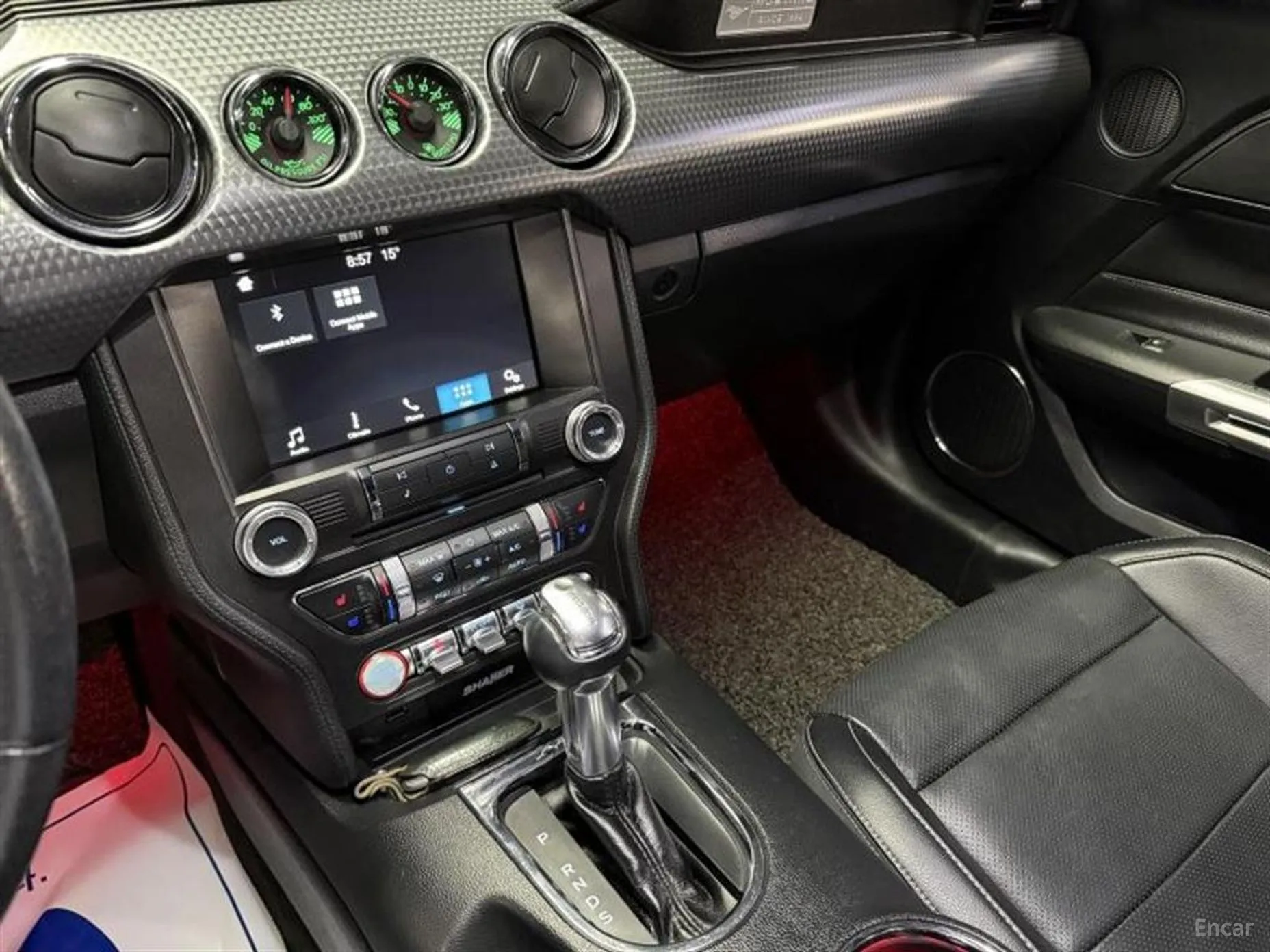 Ford Mustang превью 11