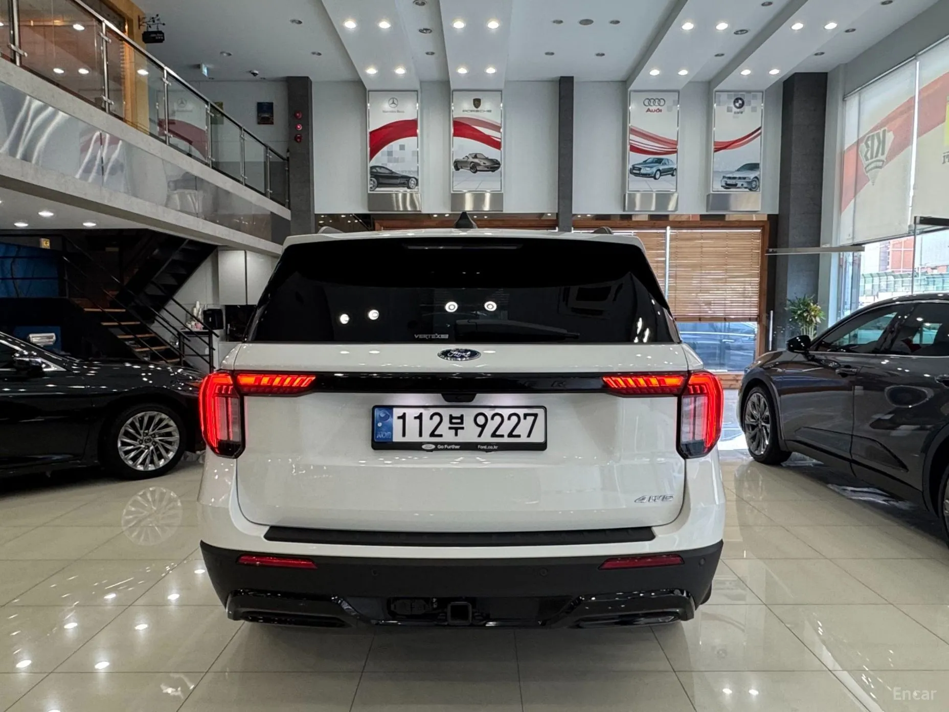 Ford Explorer 6th Generation превью 4