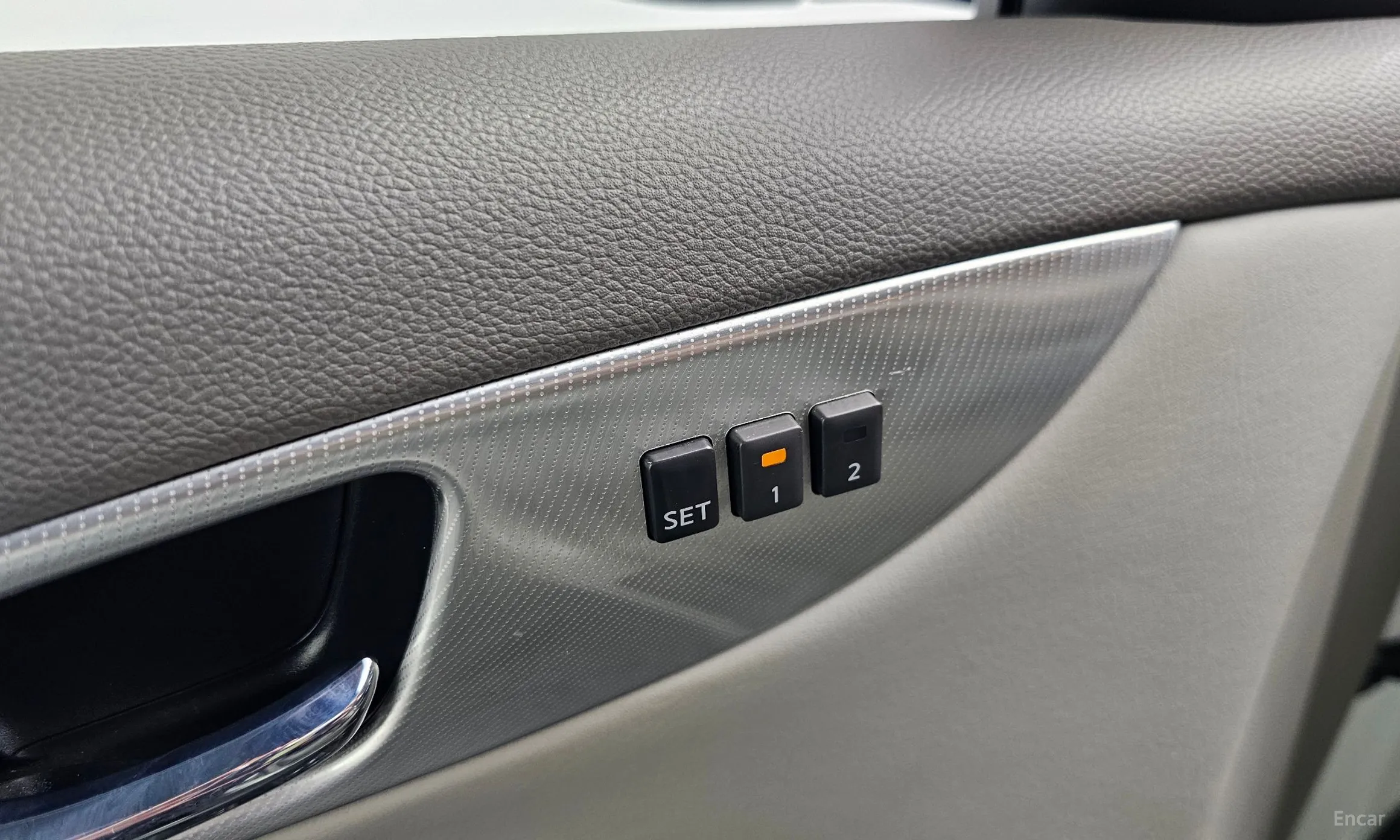Infiniti EX35 превью 18