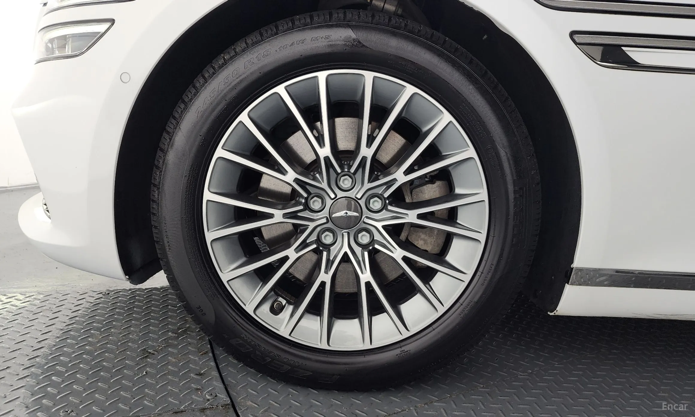 Genesis G80 (RG3) превью 5