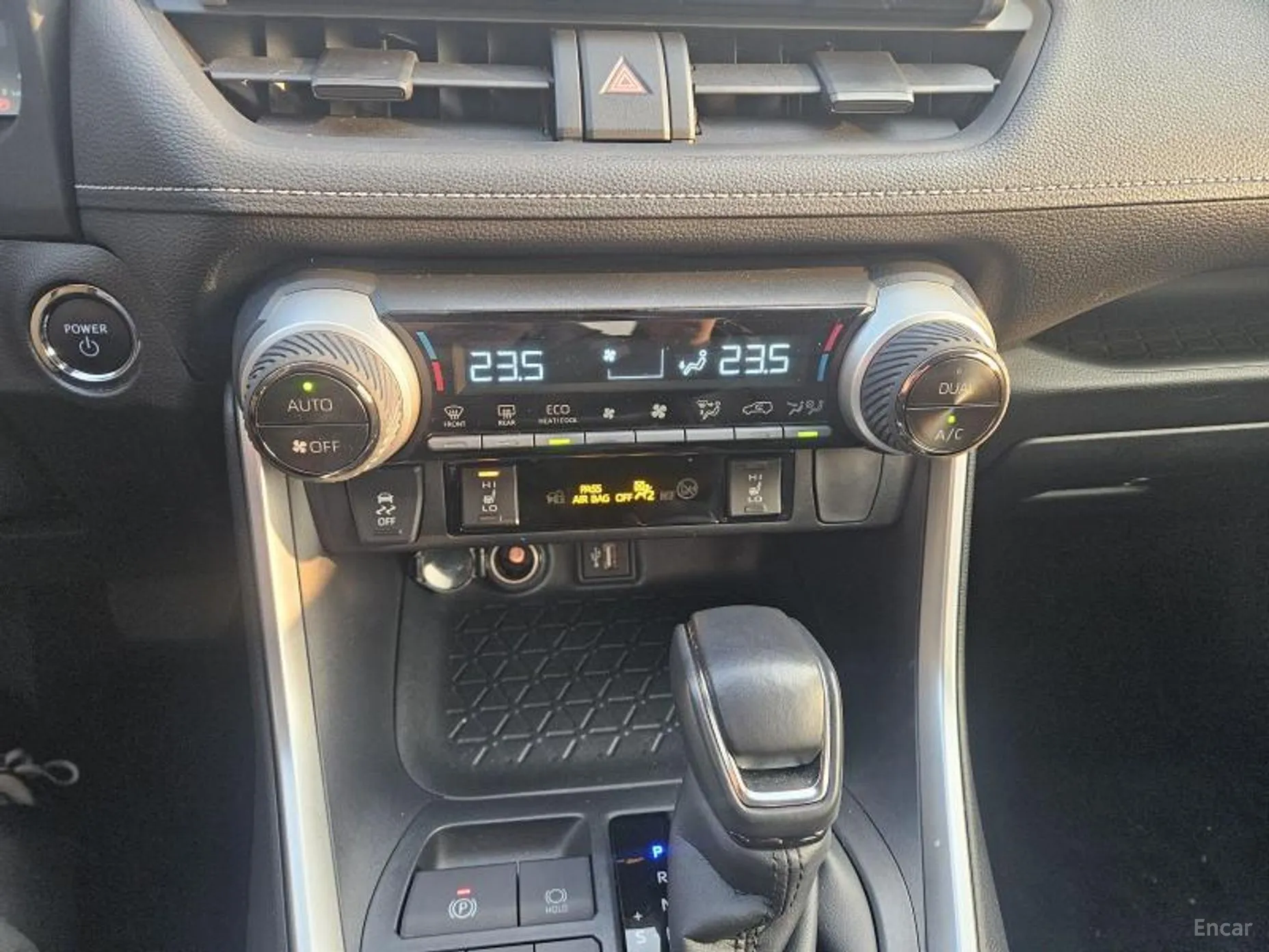 Toyota RAV4 5th Generation превью 14