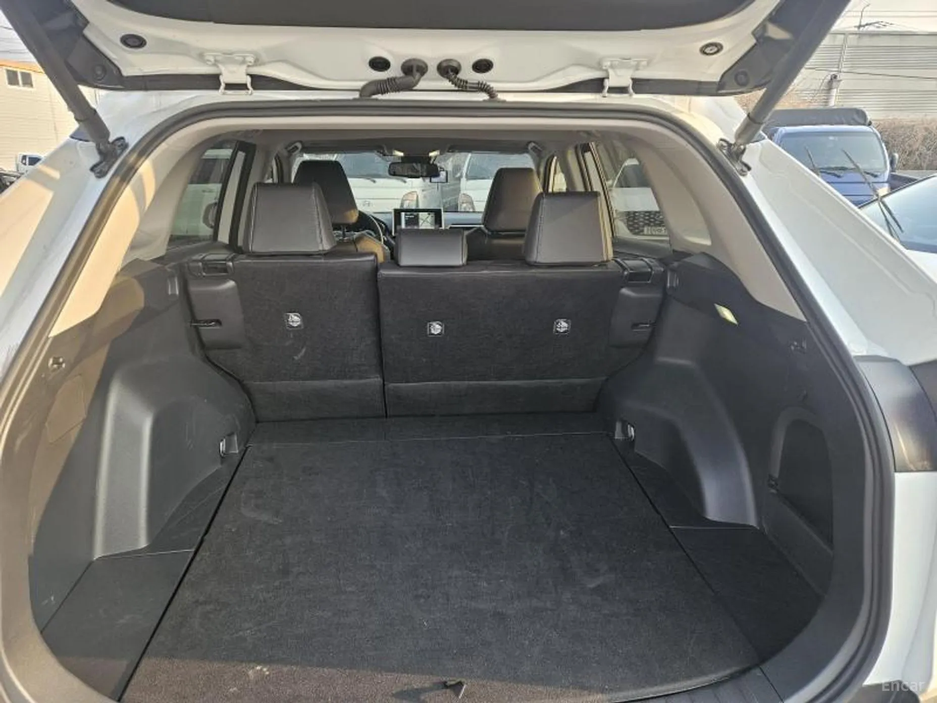 Toyota RAV4 5th Generation превью 5