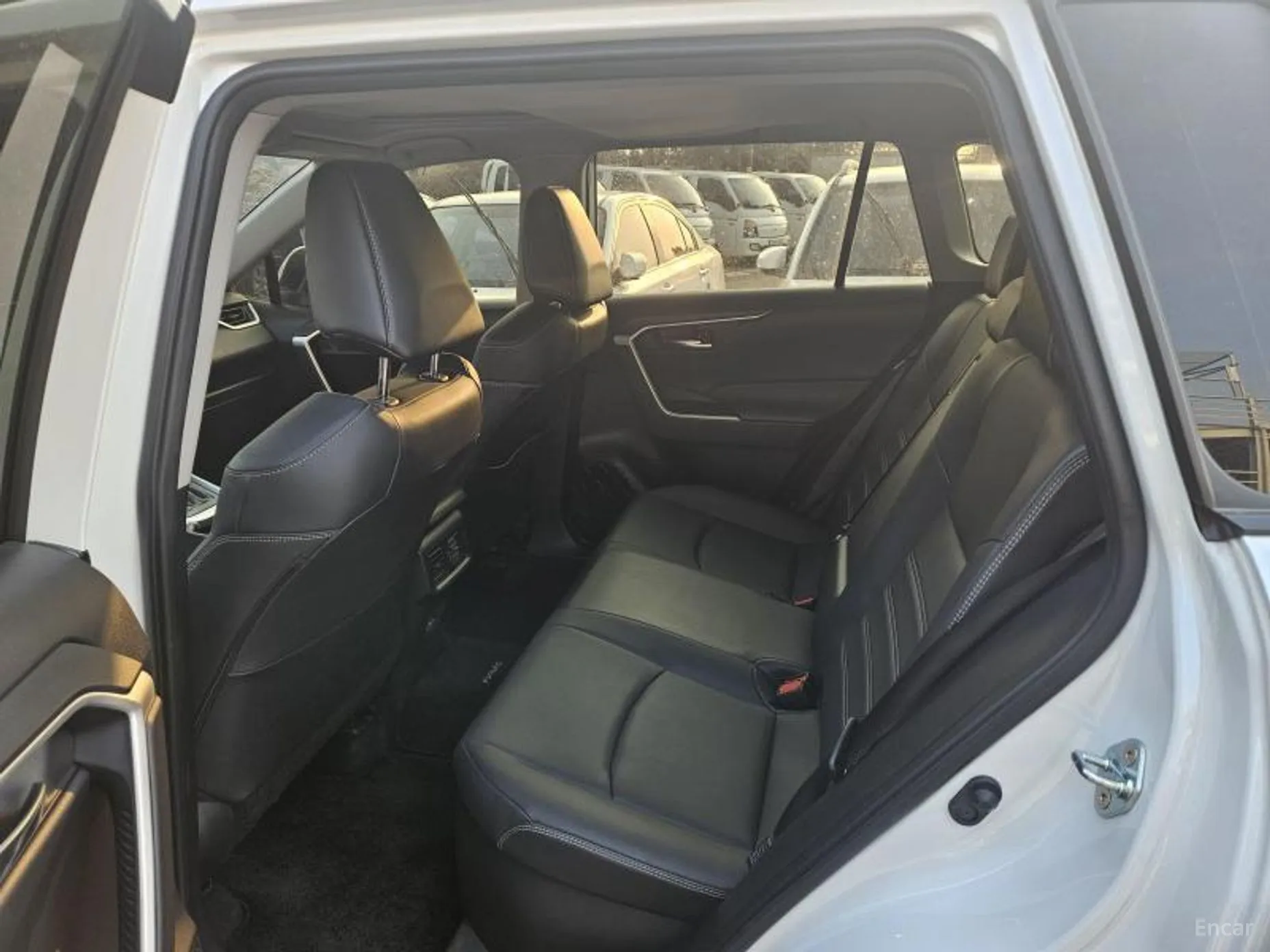 Toyota RAV4 5th Generation превью 8