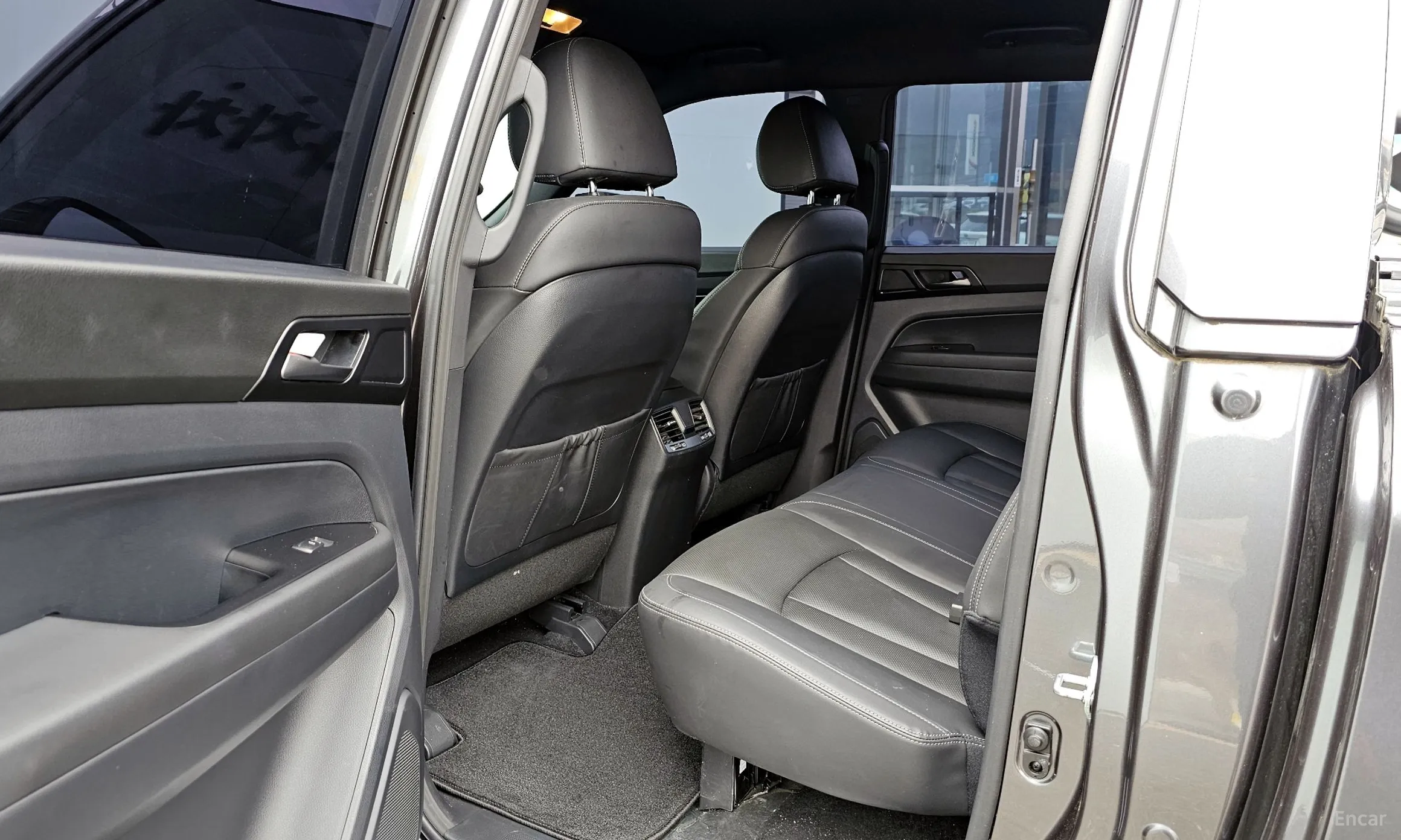 KG Mobility (SsangYong) Rexton Sports превью 10