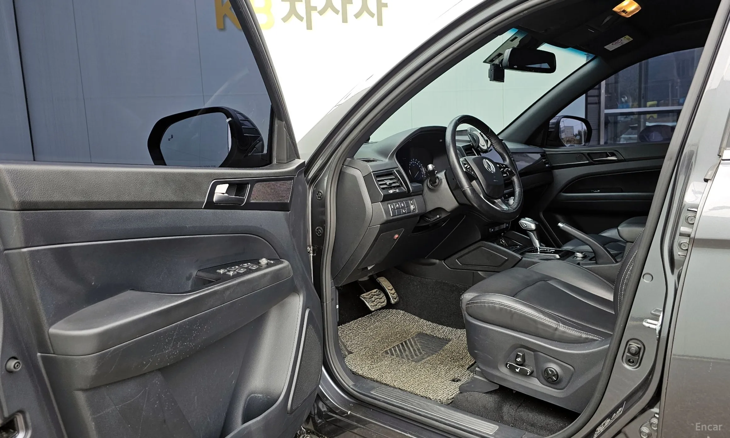 KG Mobility (SsangYong) Rexton Sports превью 11
