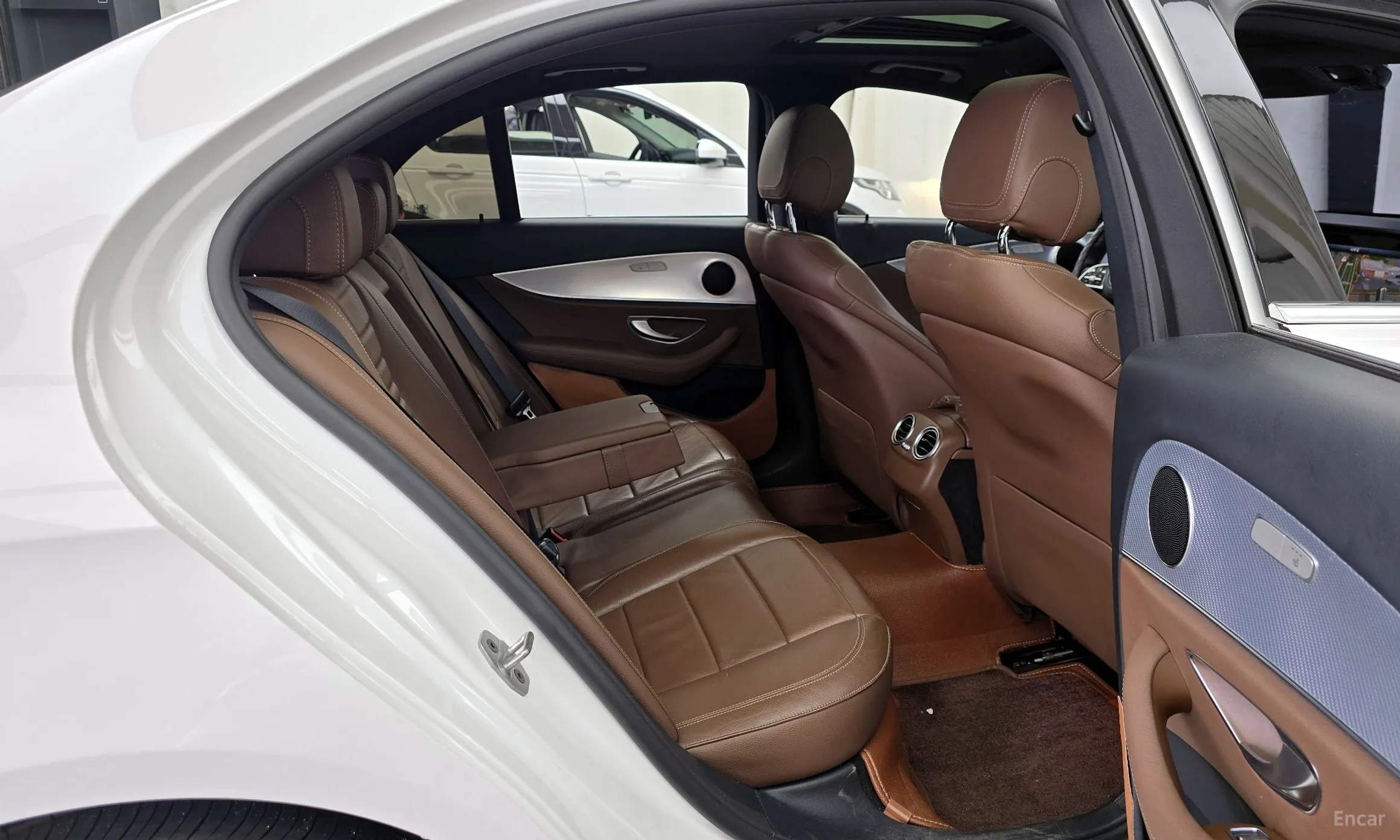 Mercedes Benz E-Class W213 превью 12