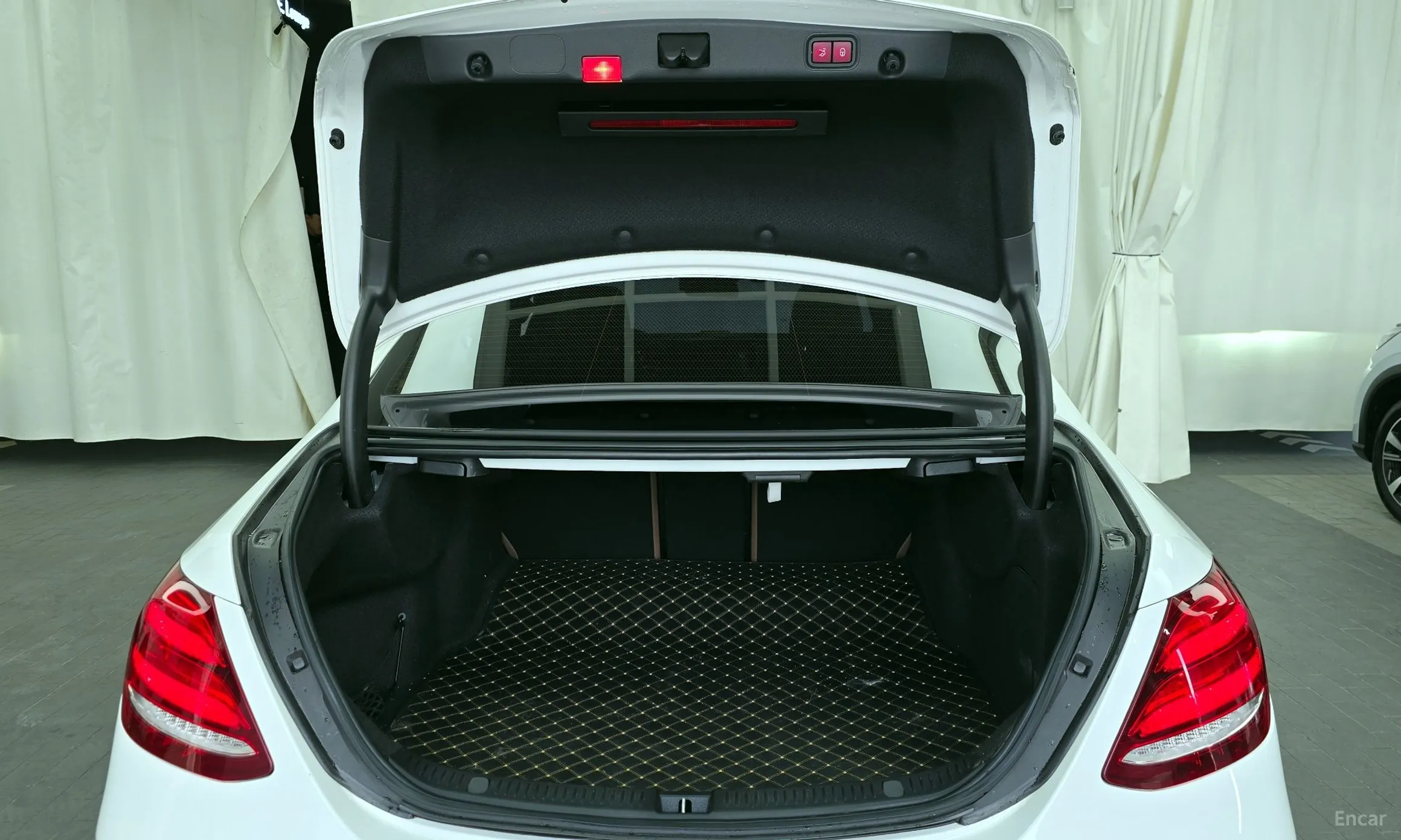 Mercedes Benz E-Class W213 превью 20