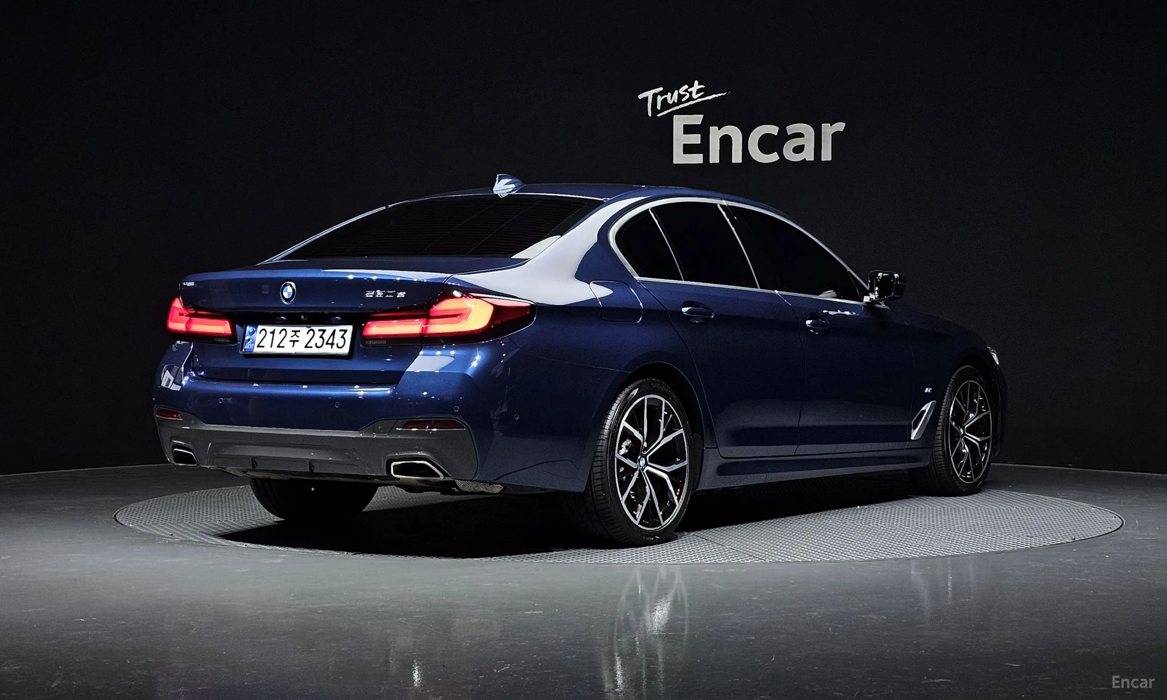 BMW 5 Series (G30)