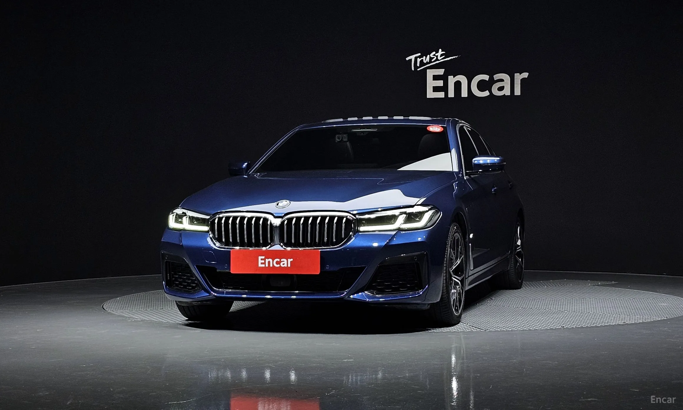 BMW 5 Series (G30) превью 3